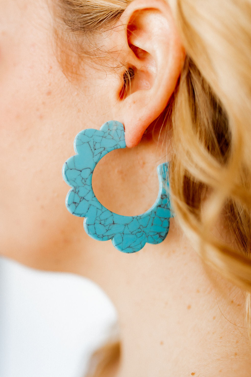 Margo Scallop Hoop Earrings - Turquoise