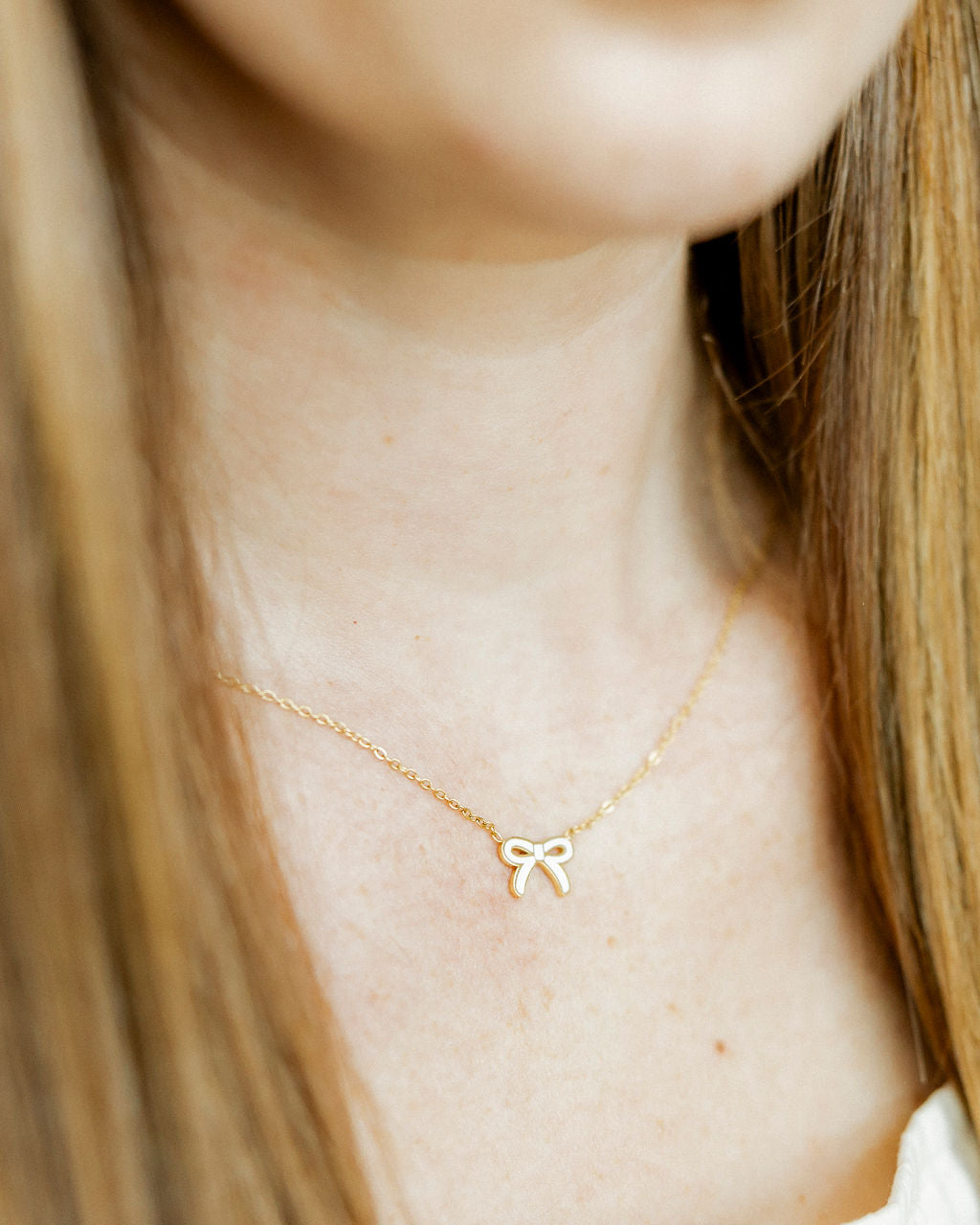 Necklace - Sadie Bow White
