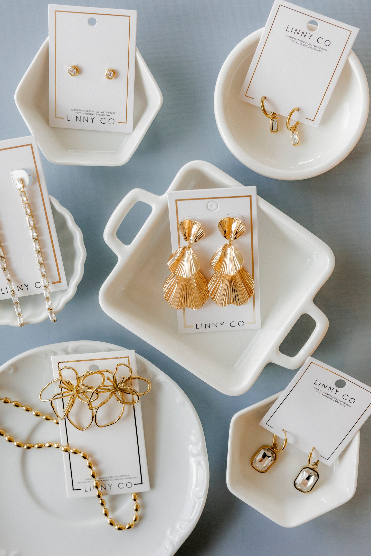 Wynn Statement Earrings Gold