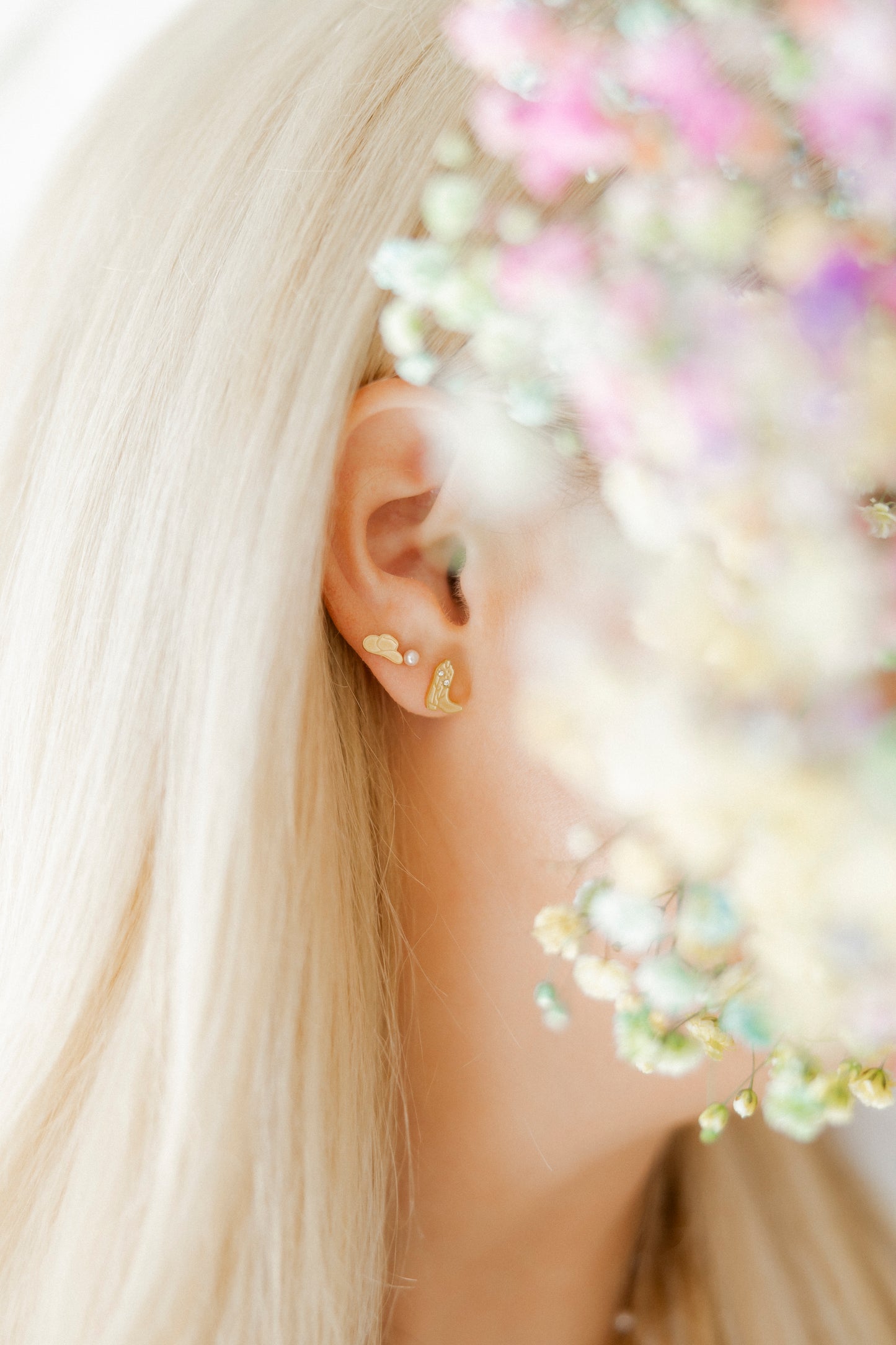 Screwback Stud Earrings - Cowgirl Hat
