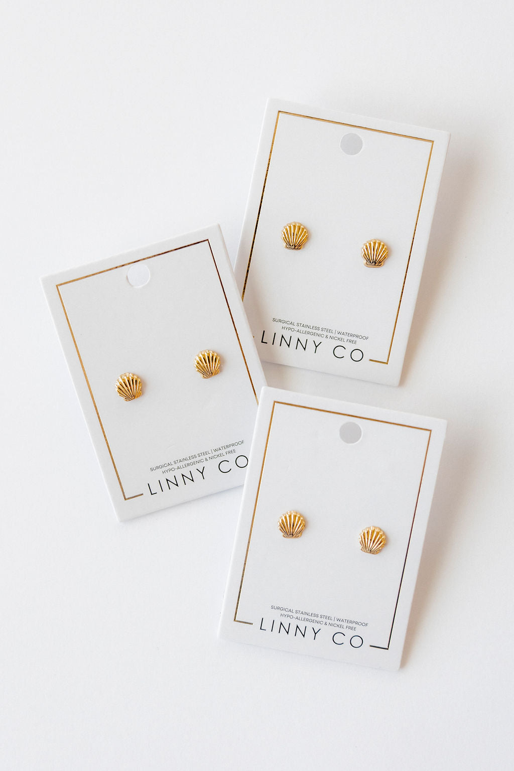 Screwback Stud Earrings - Marina Shell