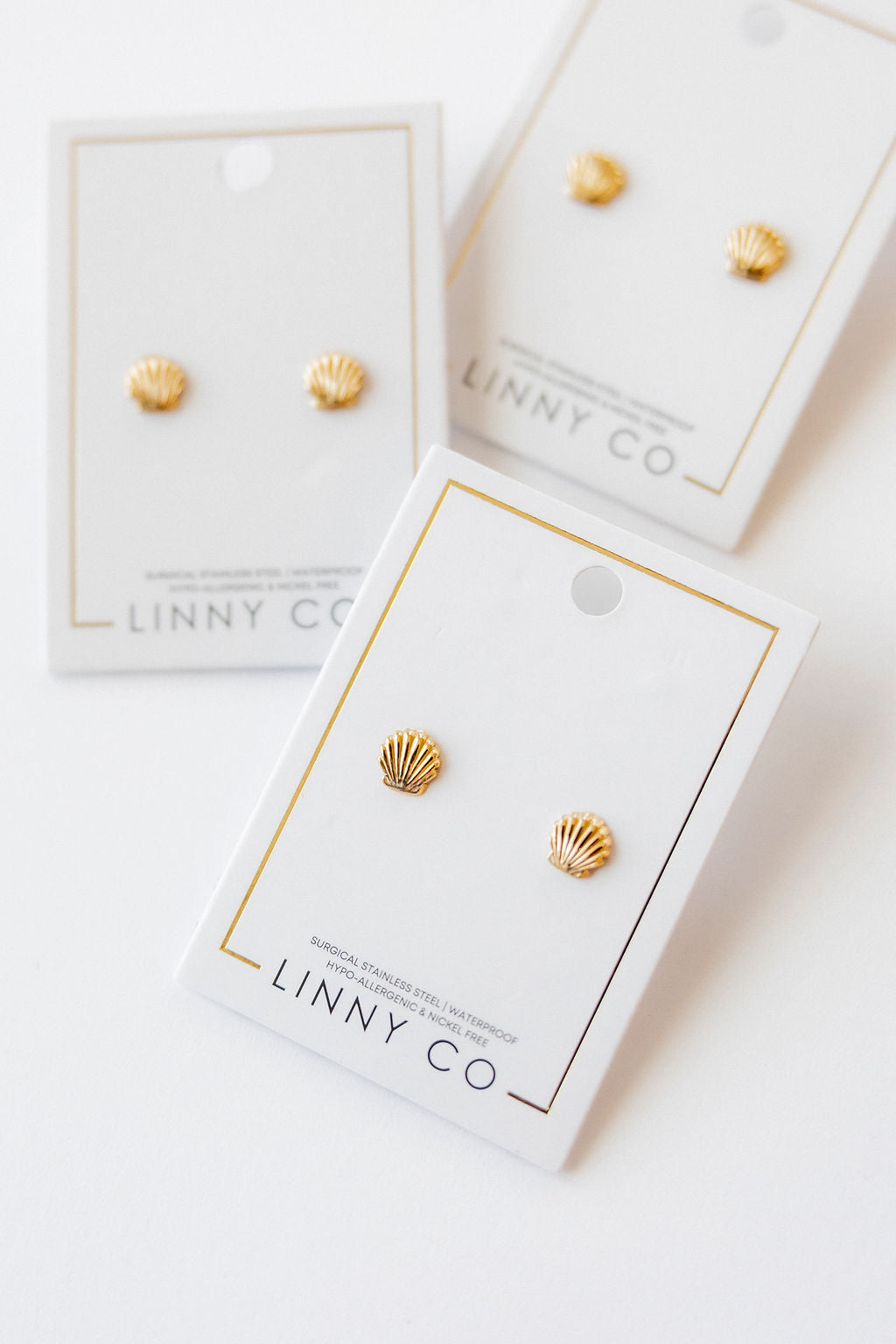Screwback Stud Earrings - Marina Shell