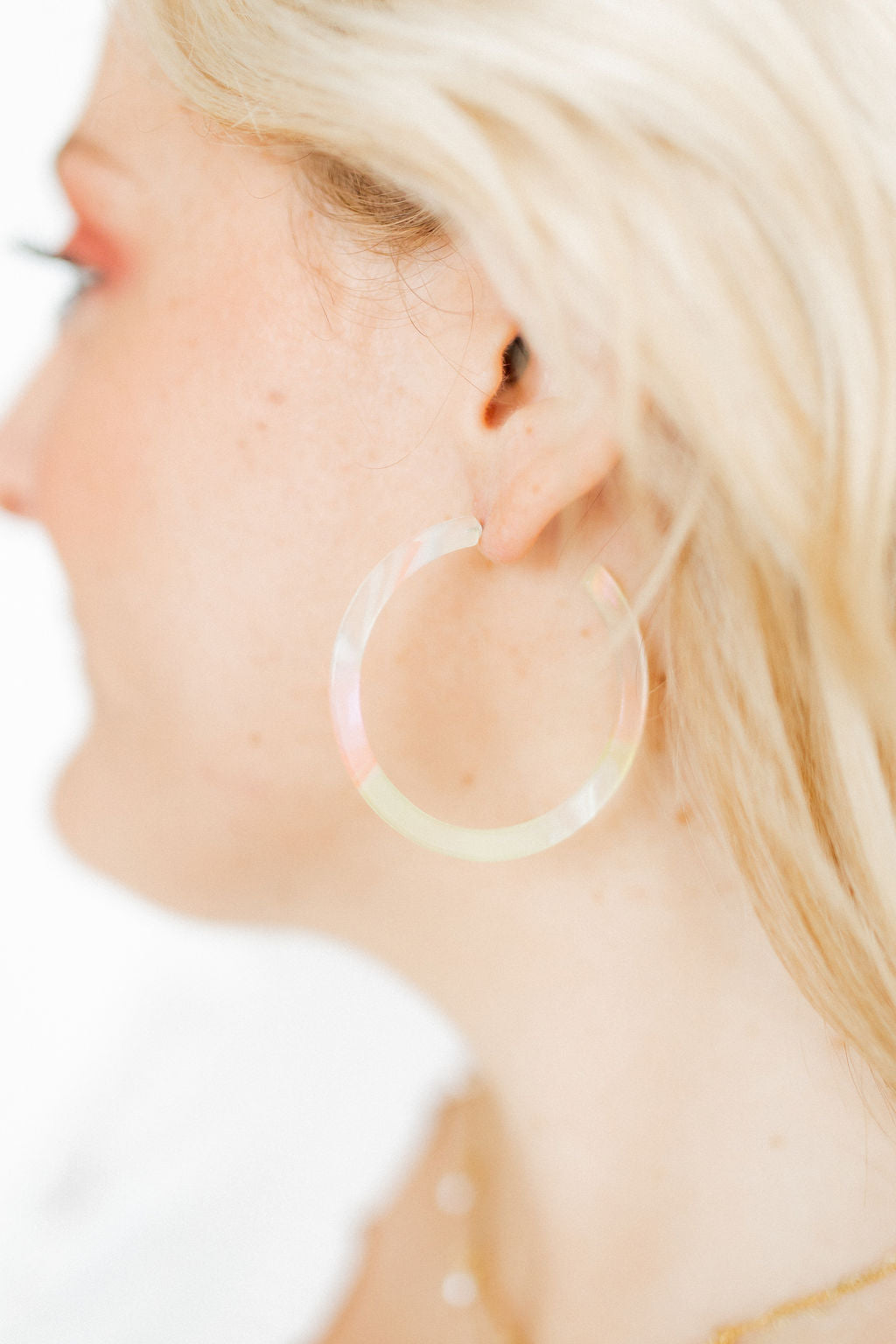 Holly - Medium Hoop - Neon Punch
