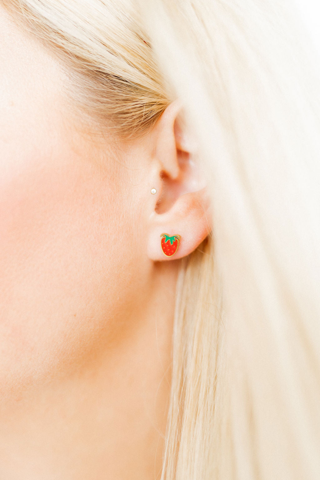 Screwback Stud Earrings - Strawberry Shortcake