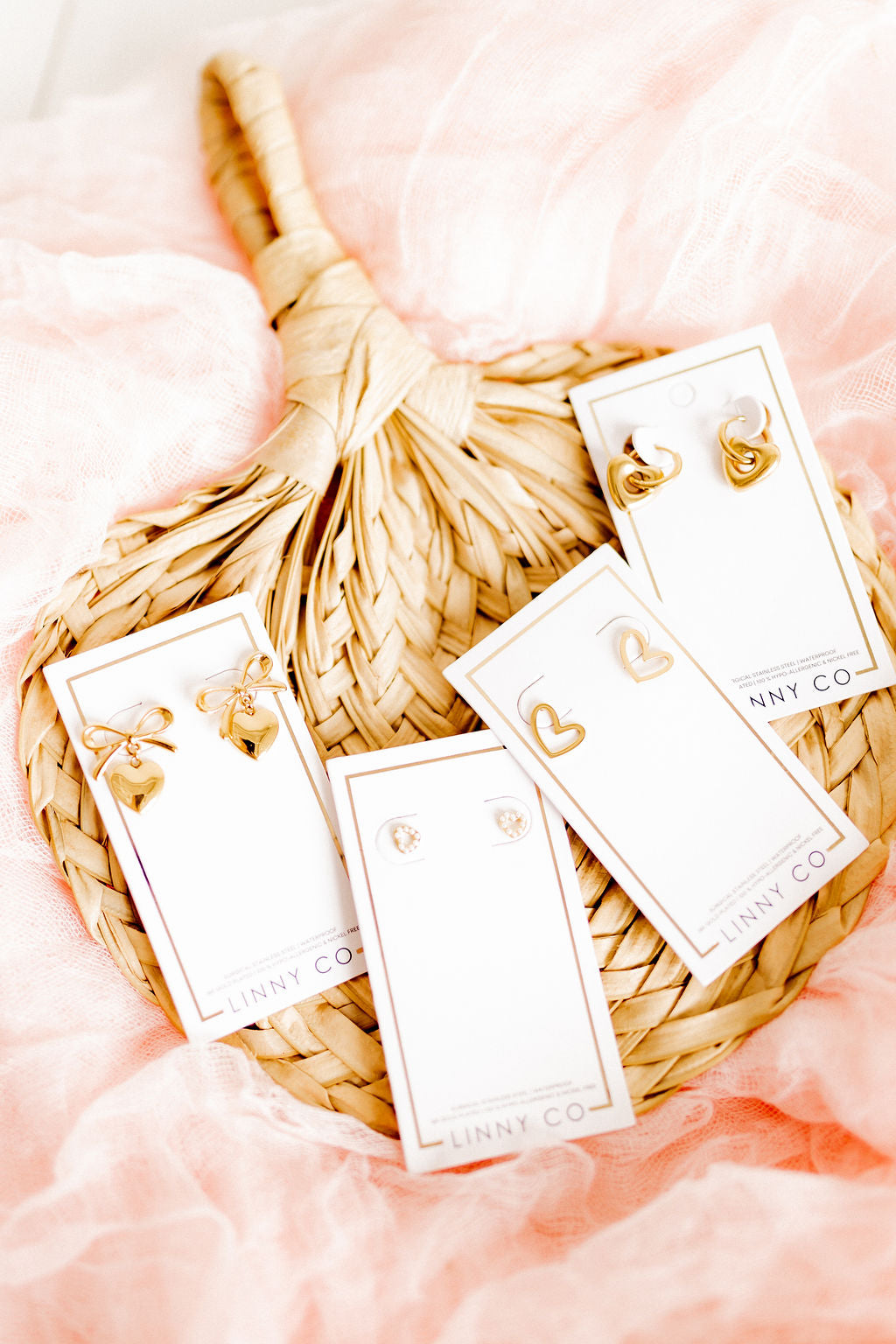 Abby Stud Earrings - Heart