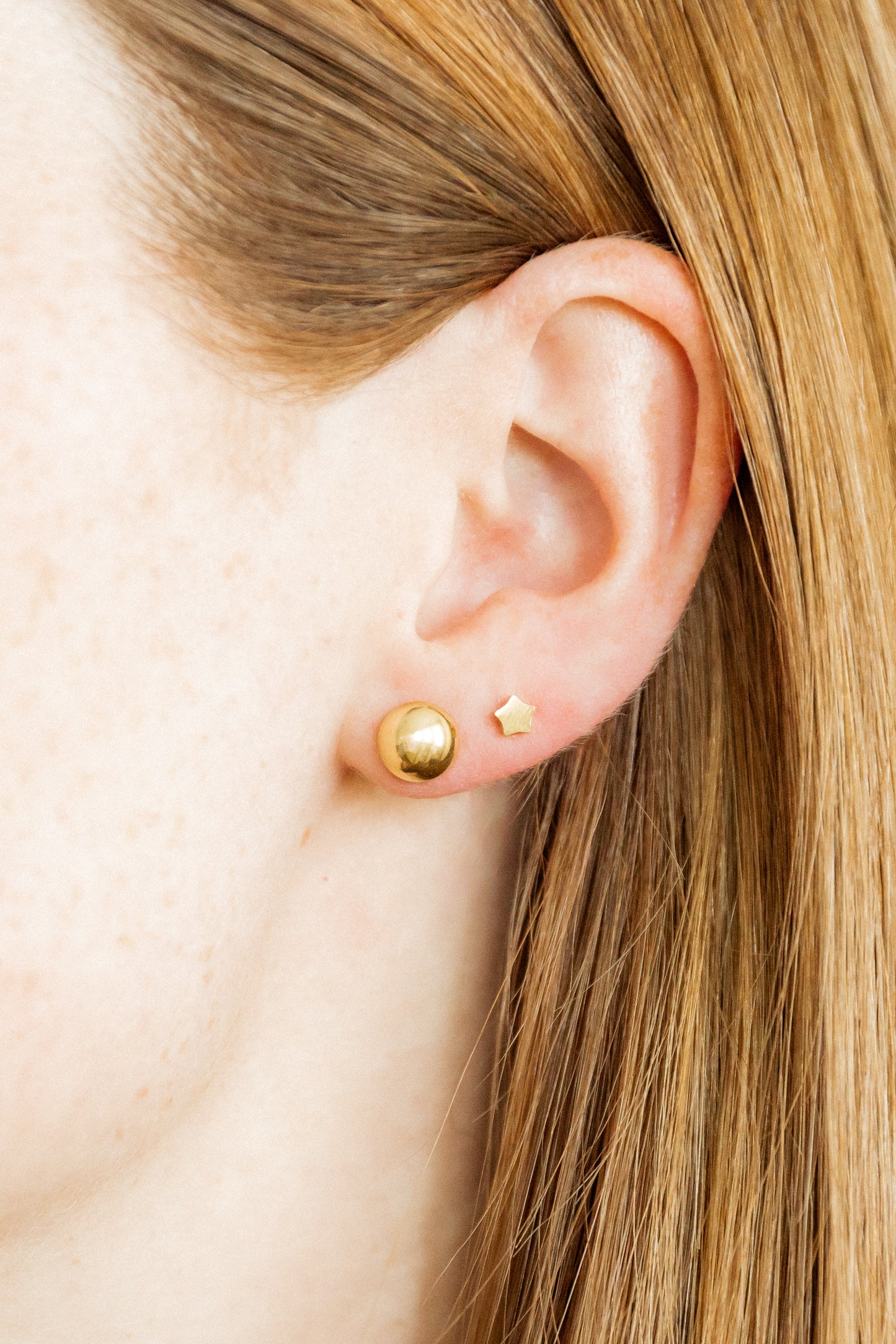 Screwback Stud Earrings - Stella