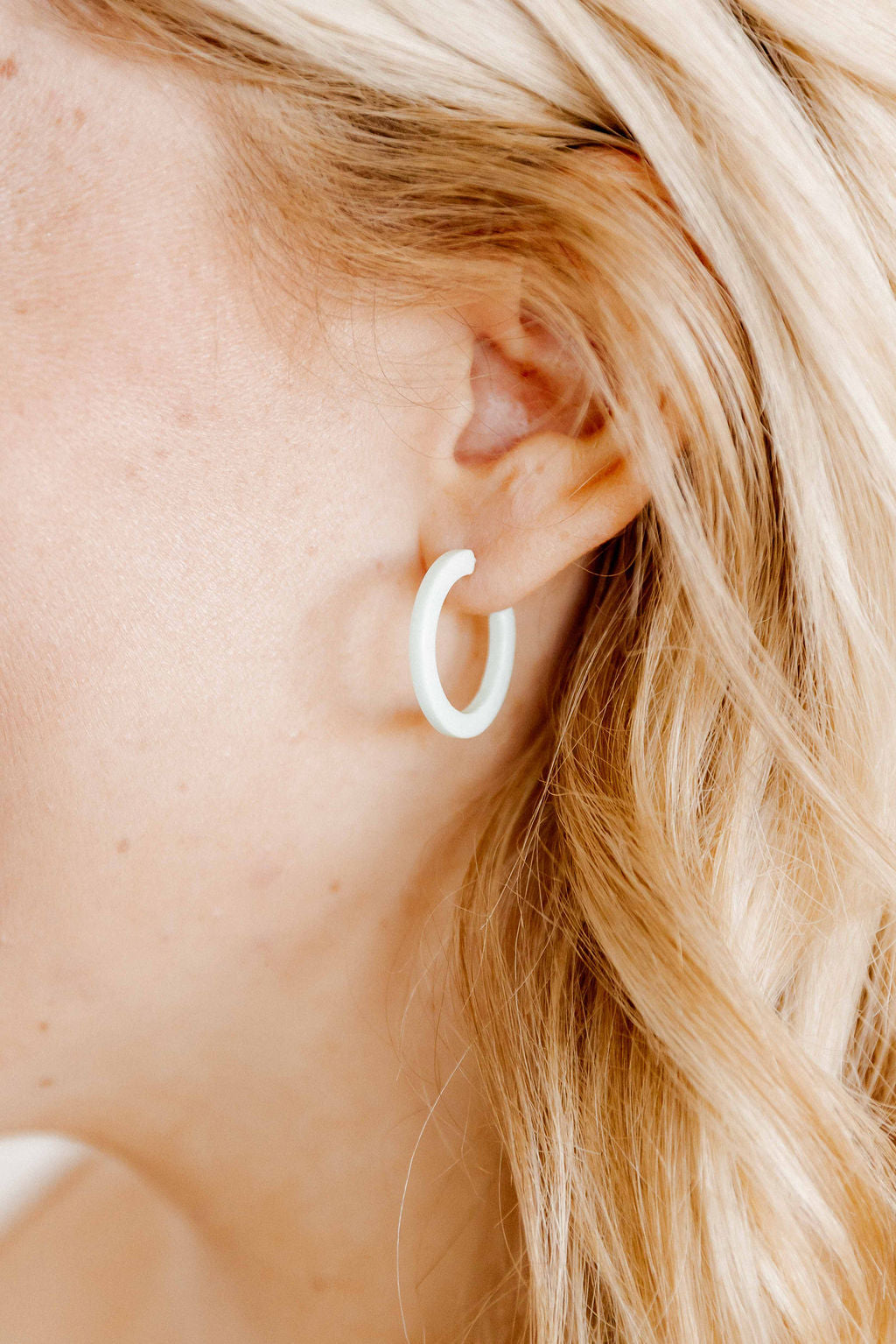 Holly Mini Hoop Earrings - Spearmint Green