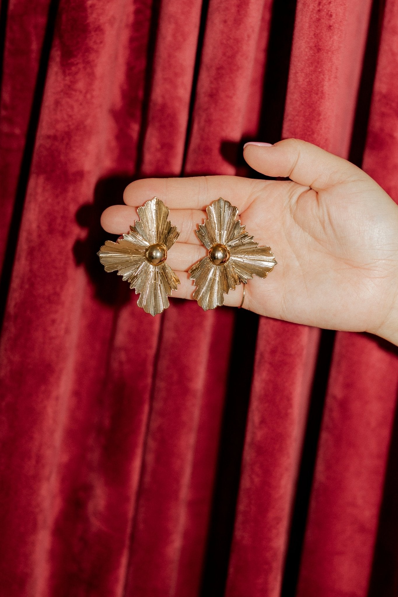 Anya Flower Statement Earrings - LINNY CO WholesaleMetals