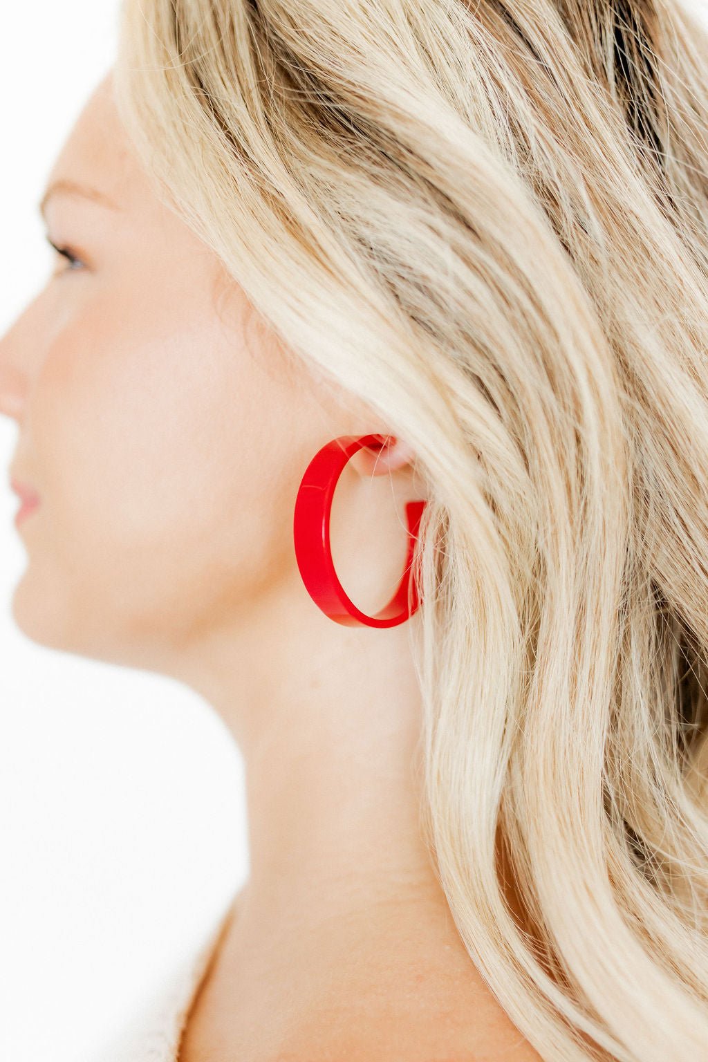 Ashley - Medium Hoop - True Red - Earrings - LINNY CO WholesaleAcetate