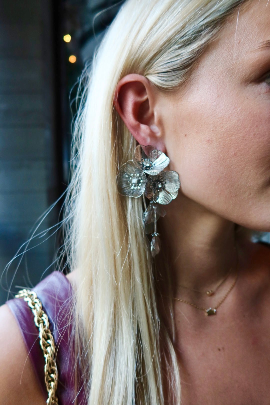 Audrey Flower Statement Earring - Silver - LINNY CO Wholesale