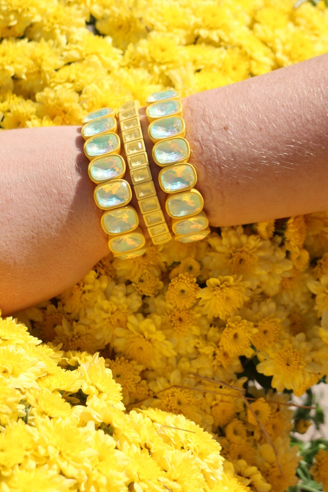 Bracelet - Candy Gem Oval Yellow - Shop LINNY CO