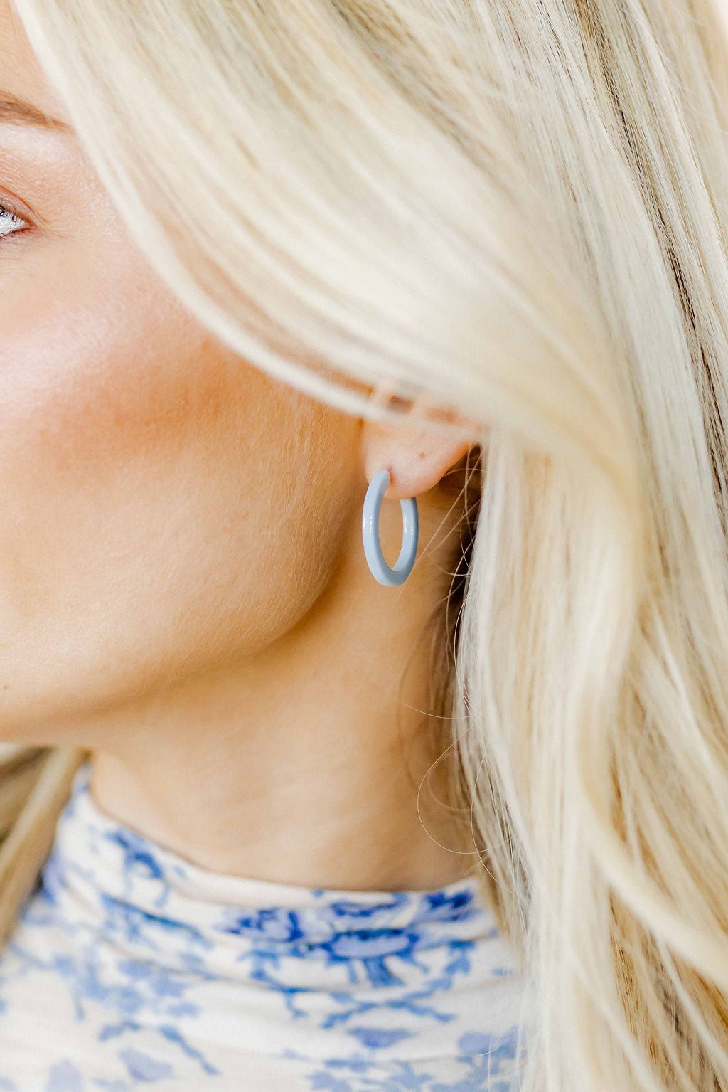 Holly Mini Hoop Earrings - Bluebell - LINNY CO WholesaleAcetate