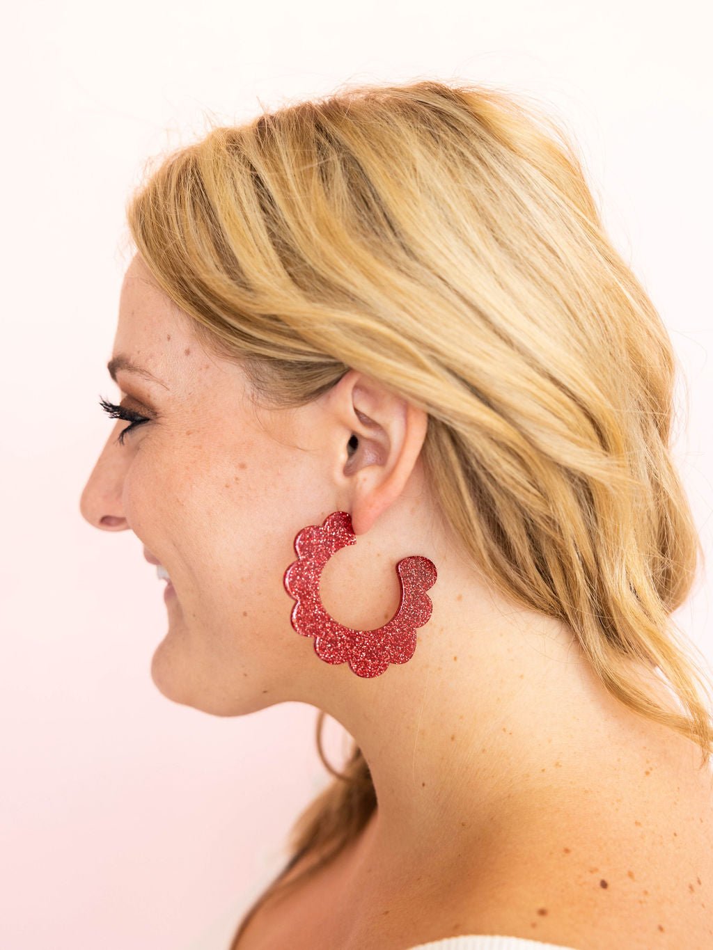 Margo Scallop Hoop Earrings - Crimson Glitter - LINNY CO WholesaleAcetate