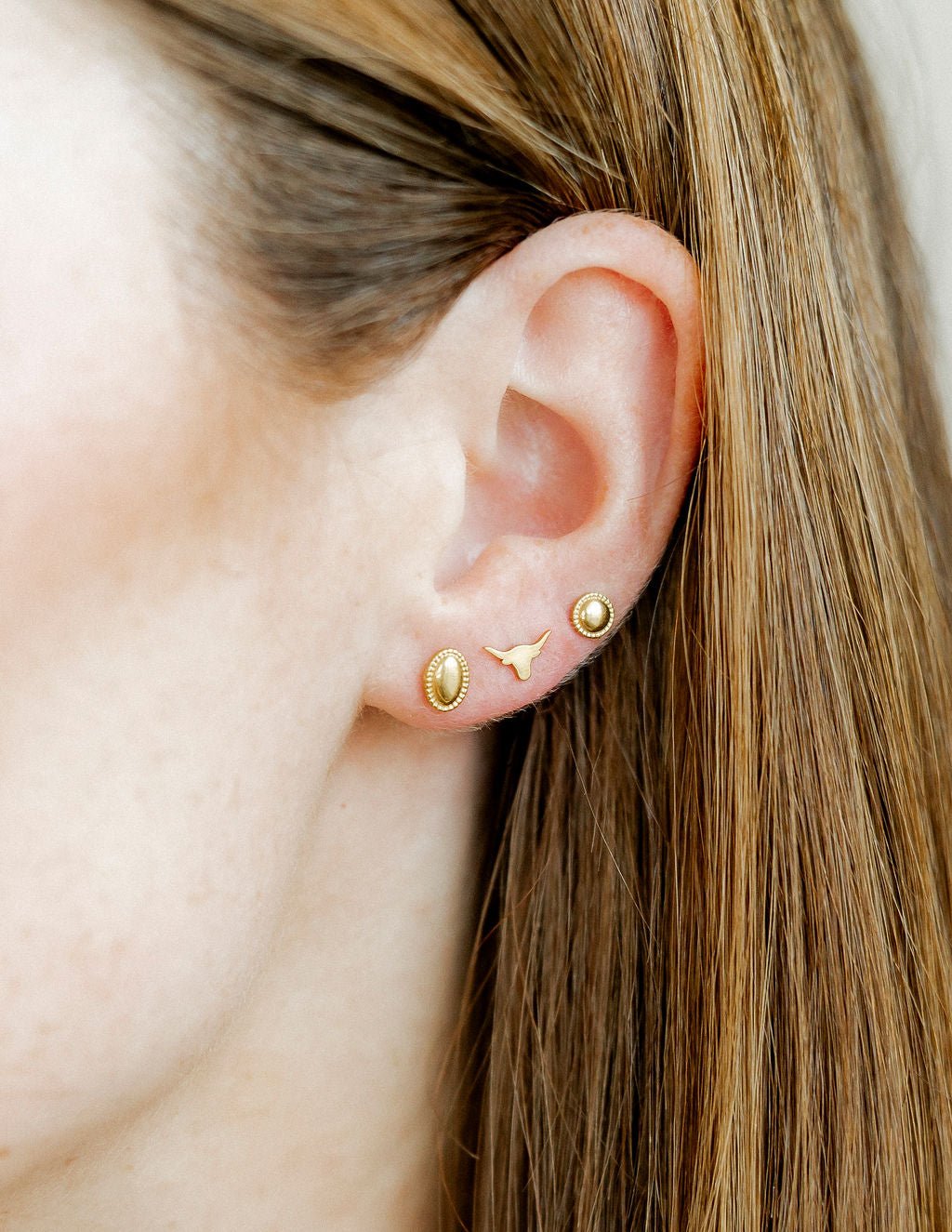 Screwback Stud Earrings - Drew Oval Gold - LINNY CO WholesaleStuds