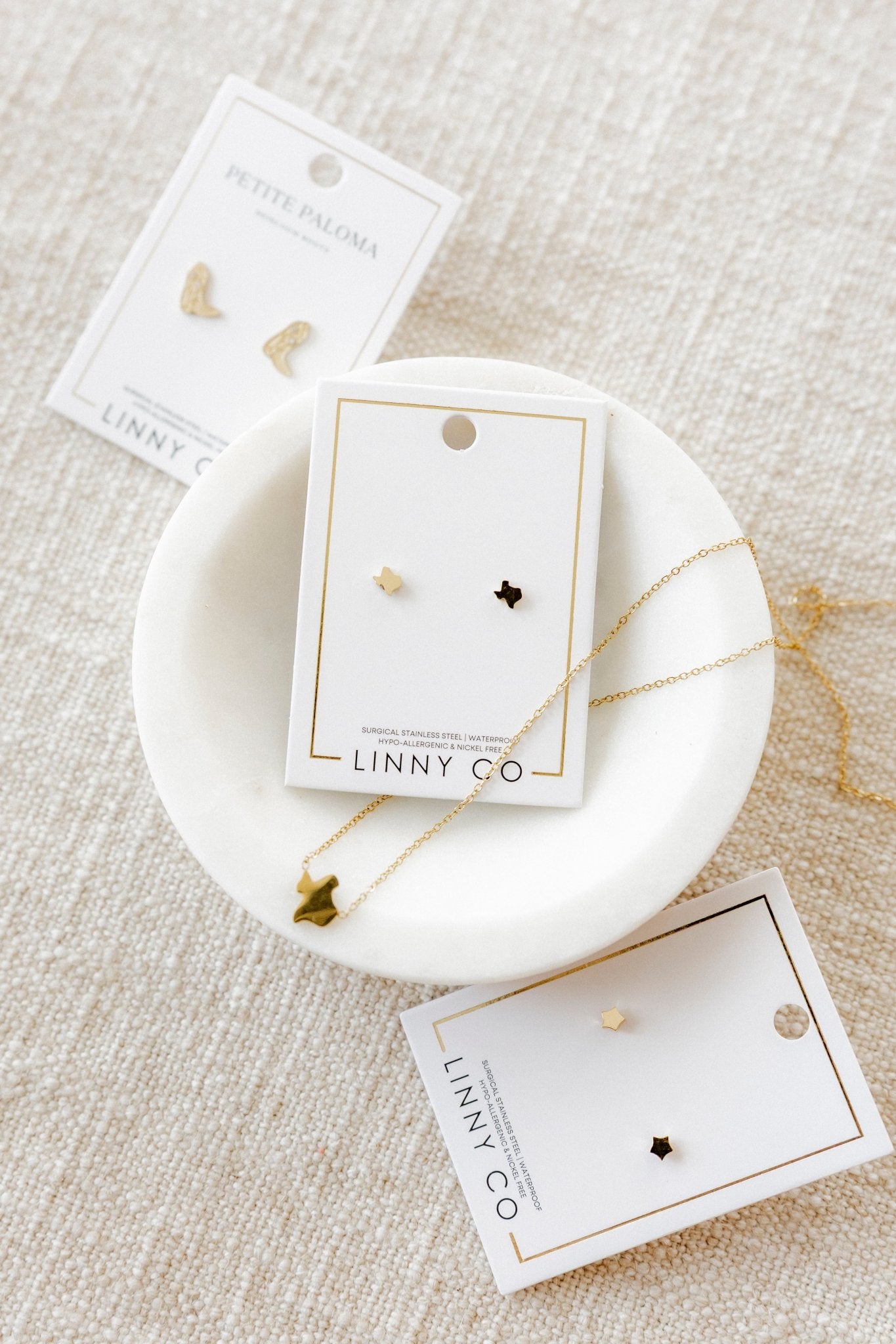 Screwback Stud Earrings - Petite Texas - LINNY CO WholesaleStuds