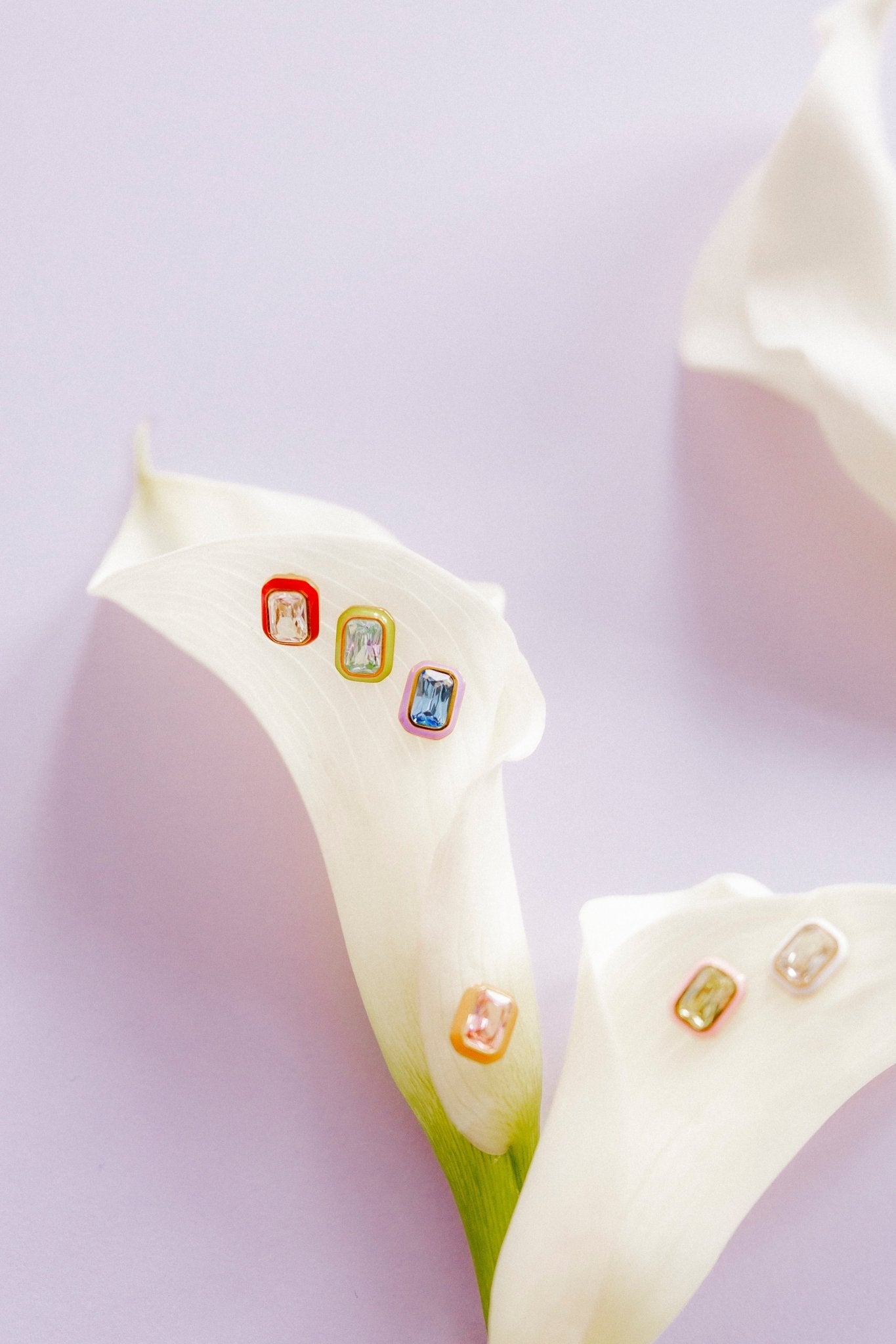 Screwback Stud Earrings - Whitney White Marshmallow - LINNY CO WholesaleStuds