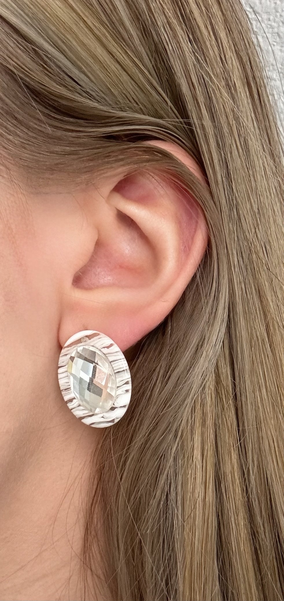 Olivia Statement Earrings Oval - Frosted Glacier