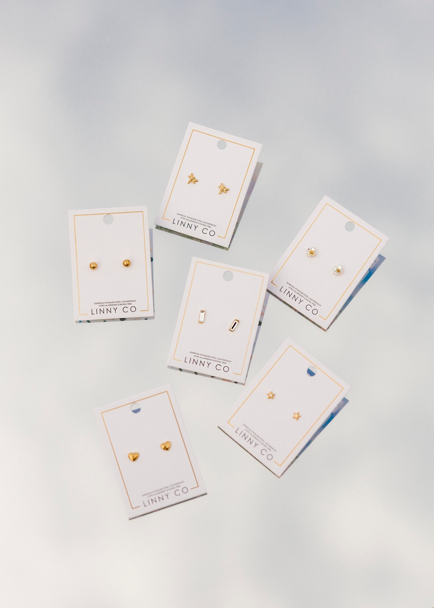 Screwback Stud Earrings - Amber