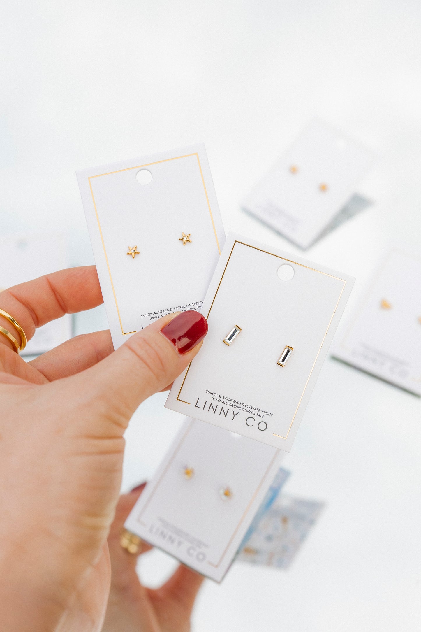 Screwback Stud Earrings - Amber