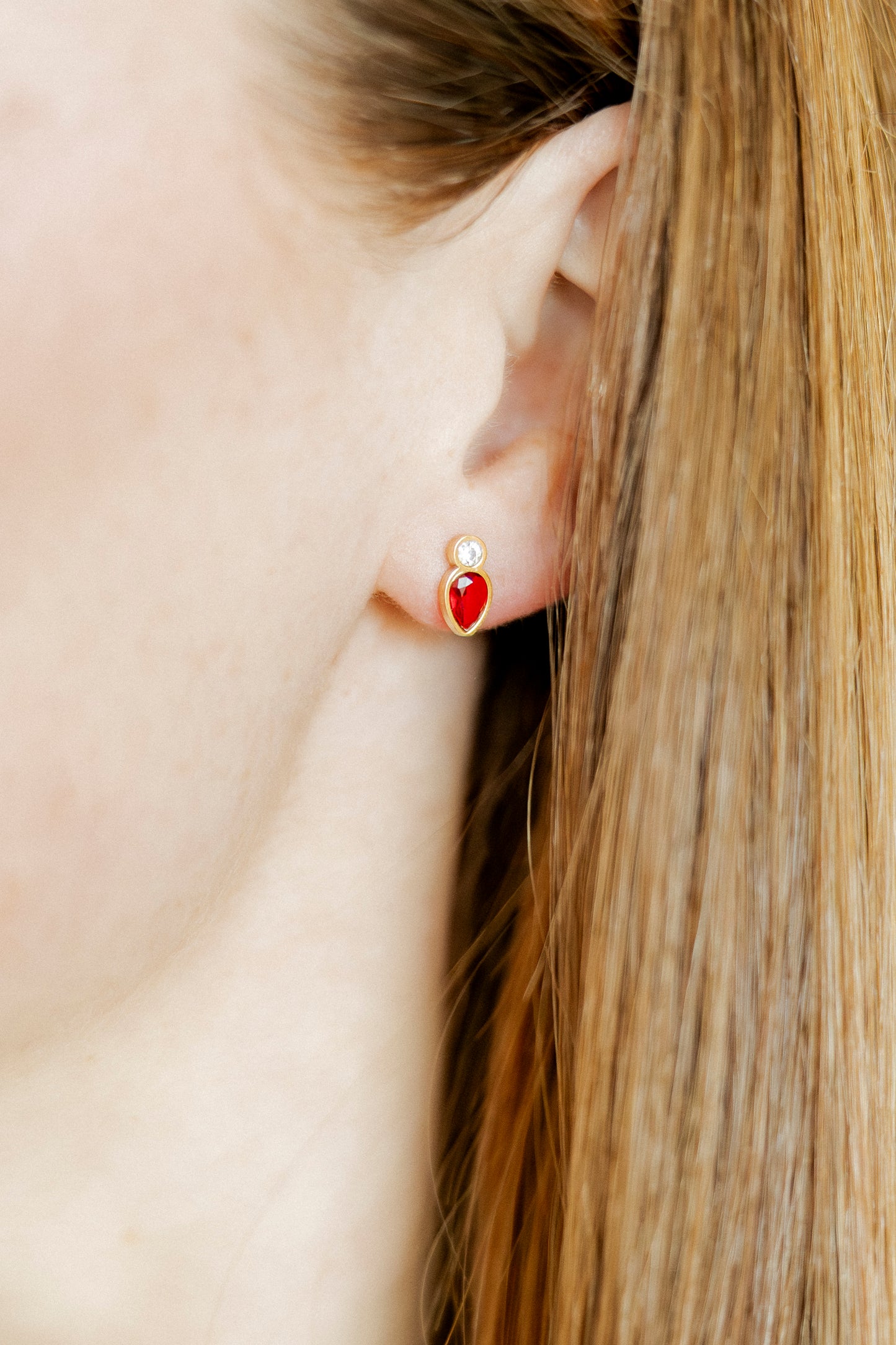 Screwback Stud Earrings - Starla Light