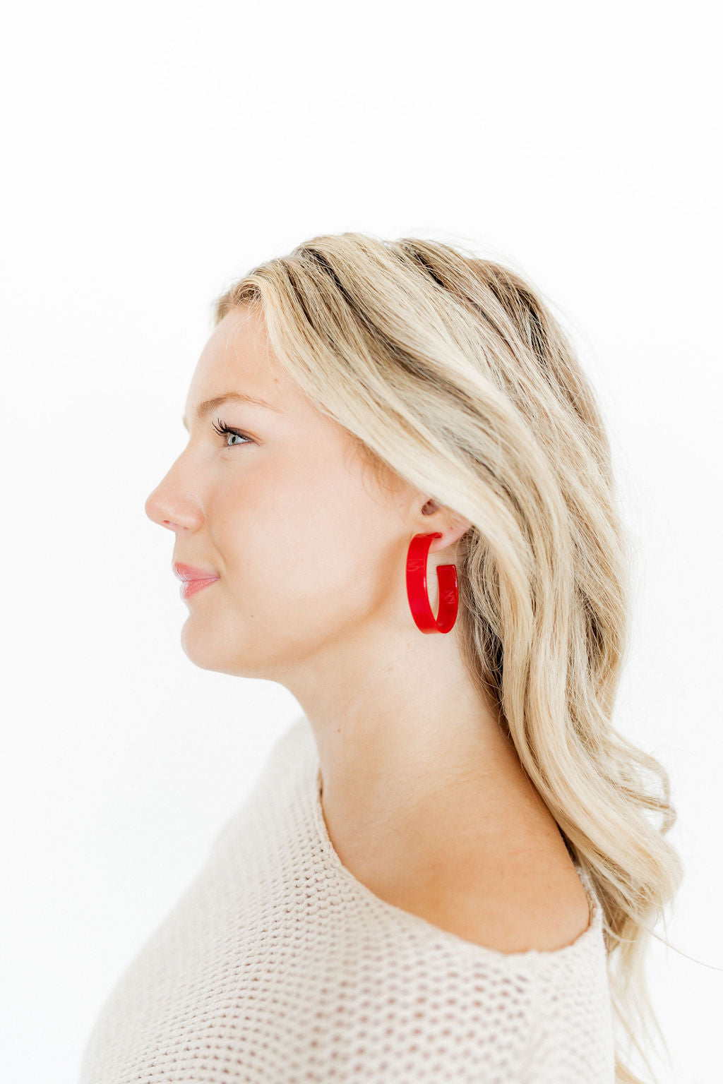 Ashley - Medium Hoop - True Red - Earrings