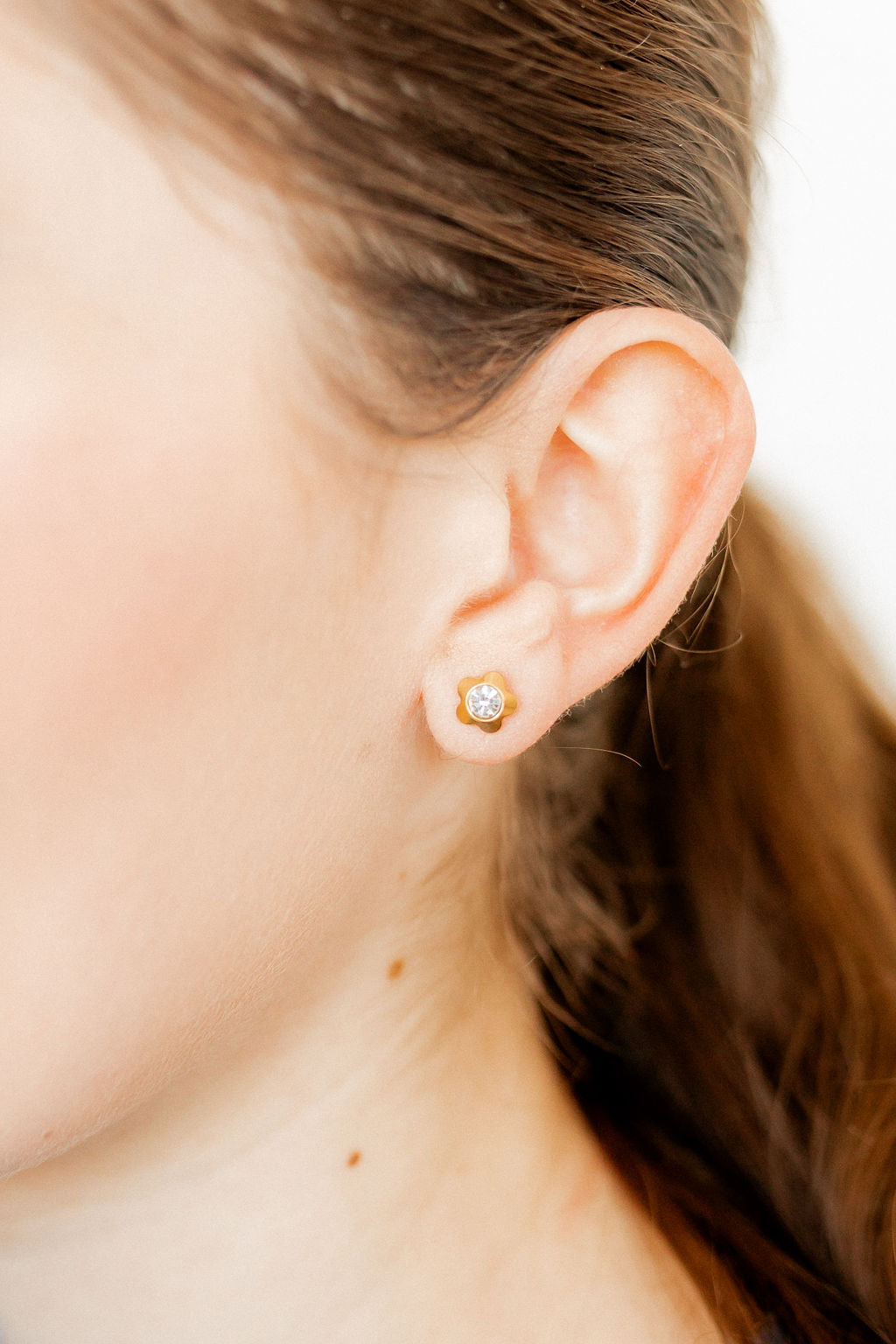 Screwback Stud - Zoey Sparkle