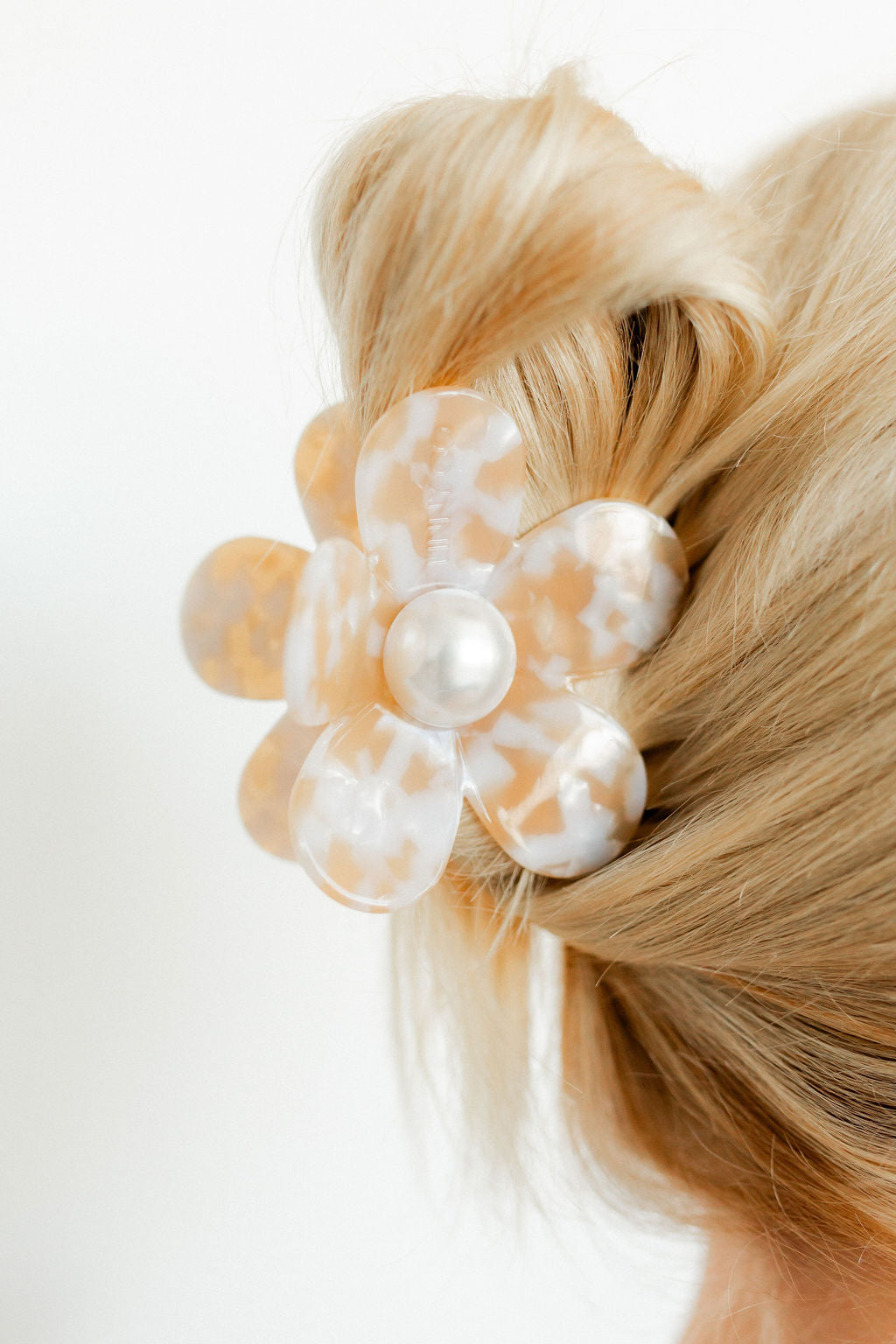 Hair Clip - Gigi - Pearl Center - Camel