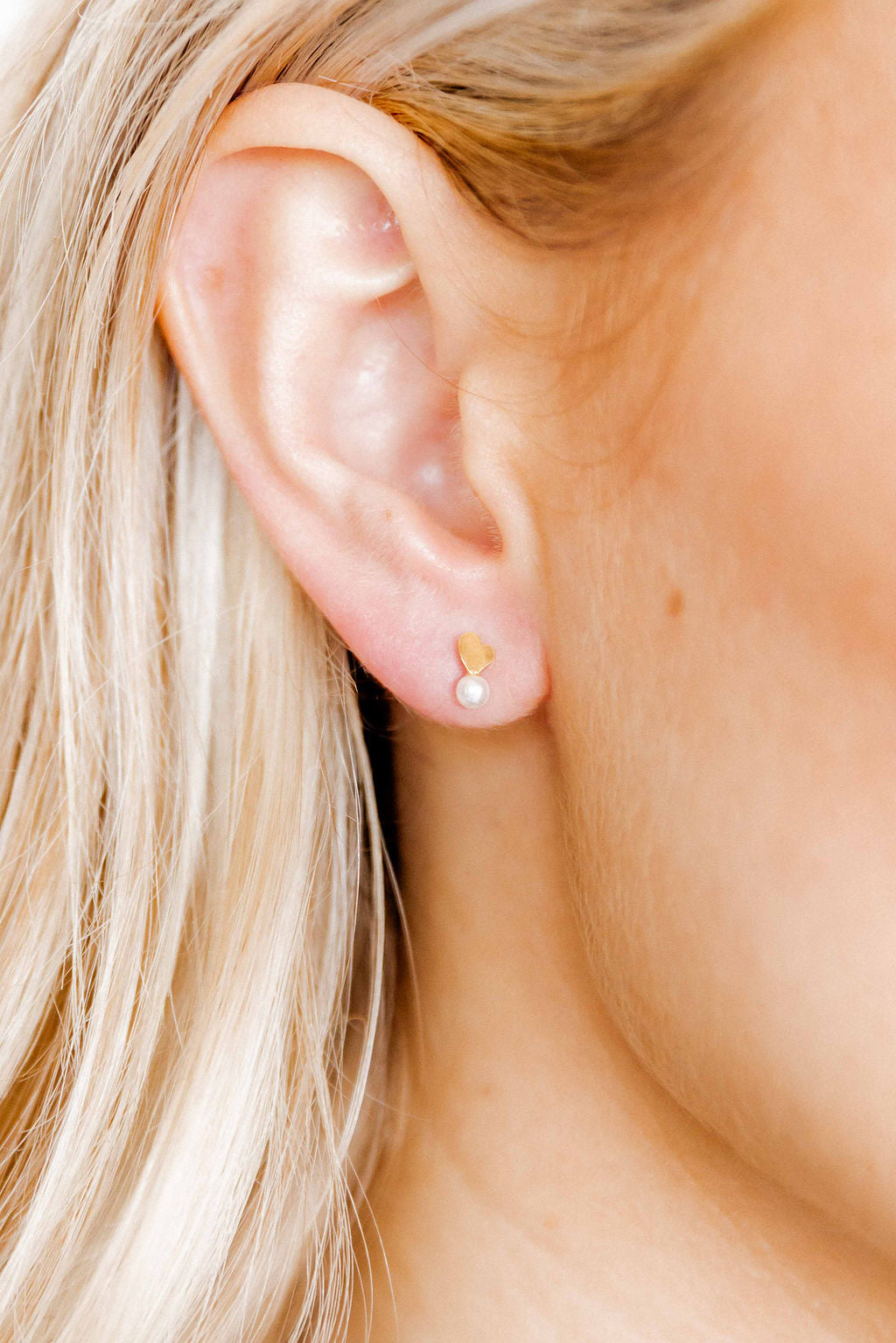 Screwback Stud Earrings - Heidi Pearl Heart