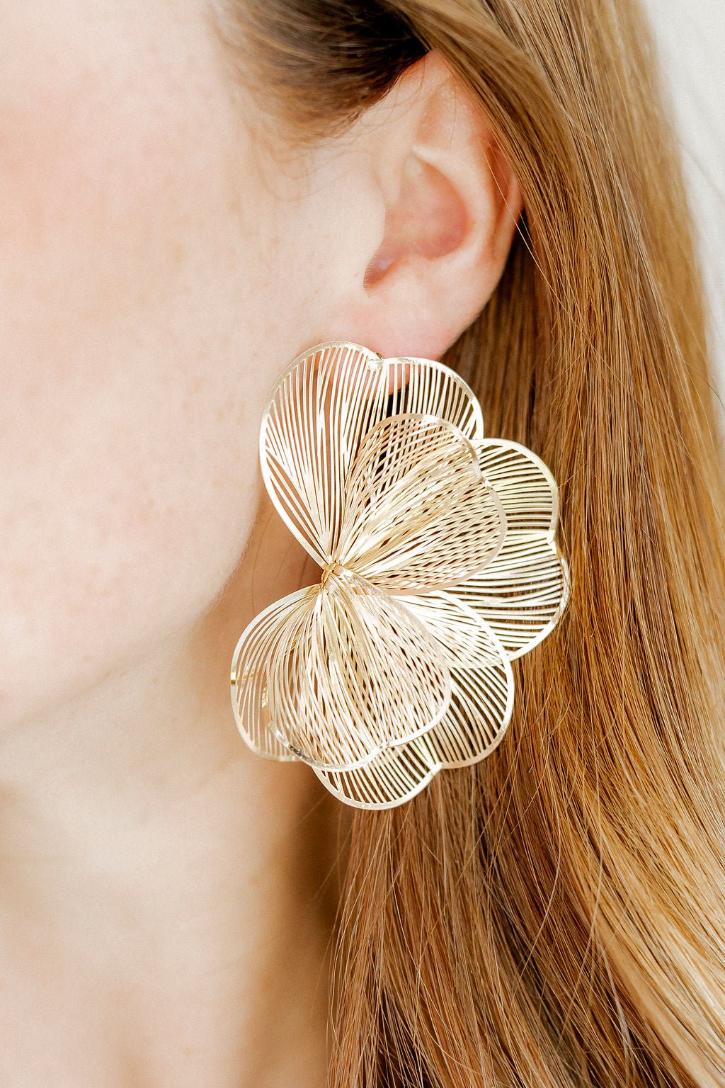Amanda Flower Statement Earrings - Gold - LINNY CO WholesaleMetals
