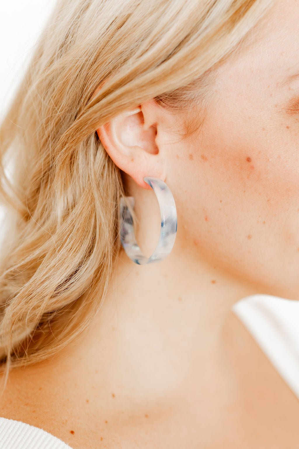 Ashley - Medium Hoop - Blueberry Clouds - Earrings - LINNY CO WholesaleAcetate