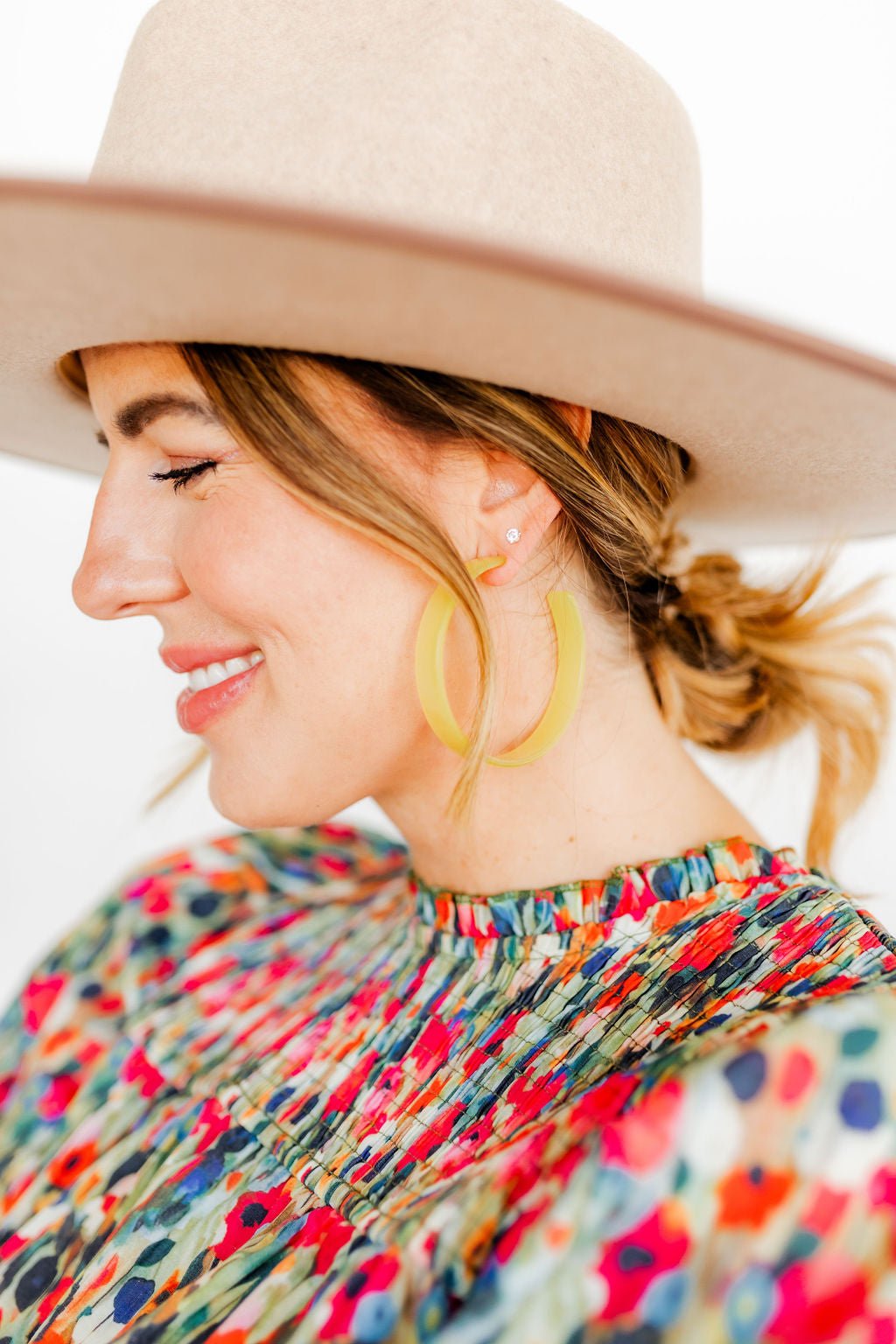 Ashley - Mega Hoop - Citrine - Earrings - LINNY CO WholesaleAcetate