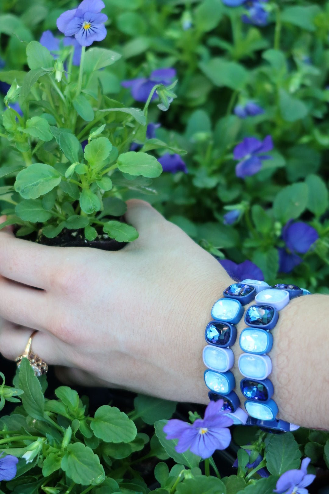 Bracelet - Candy Gem Oval Blue Multi - LINNY CO WholesaleBracelet