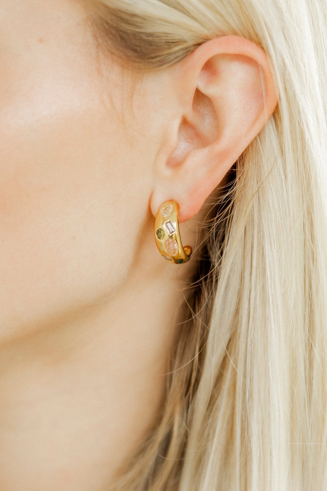 Britton Hoop Earrings - LINNY CO WholesaleMetals