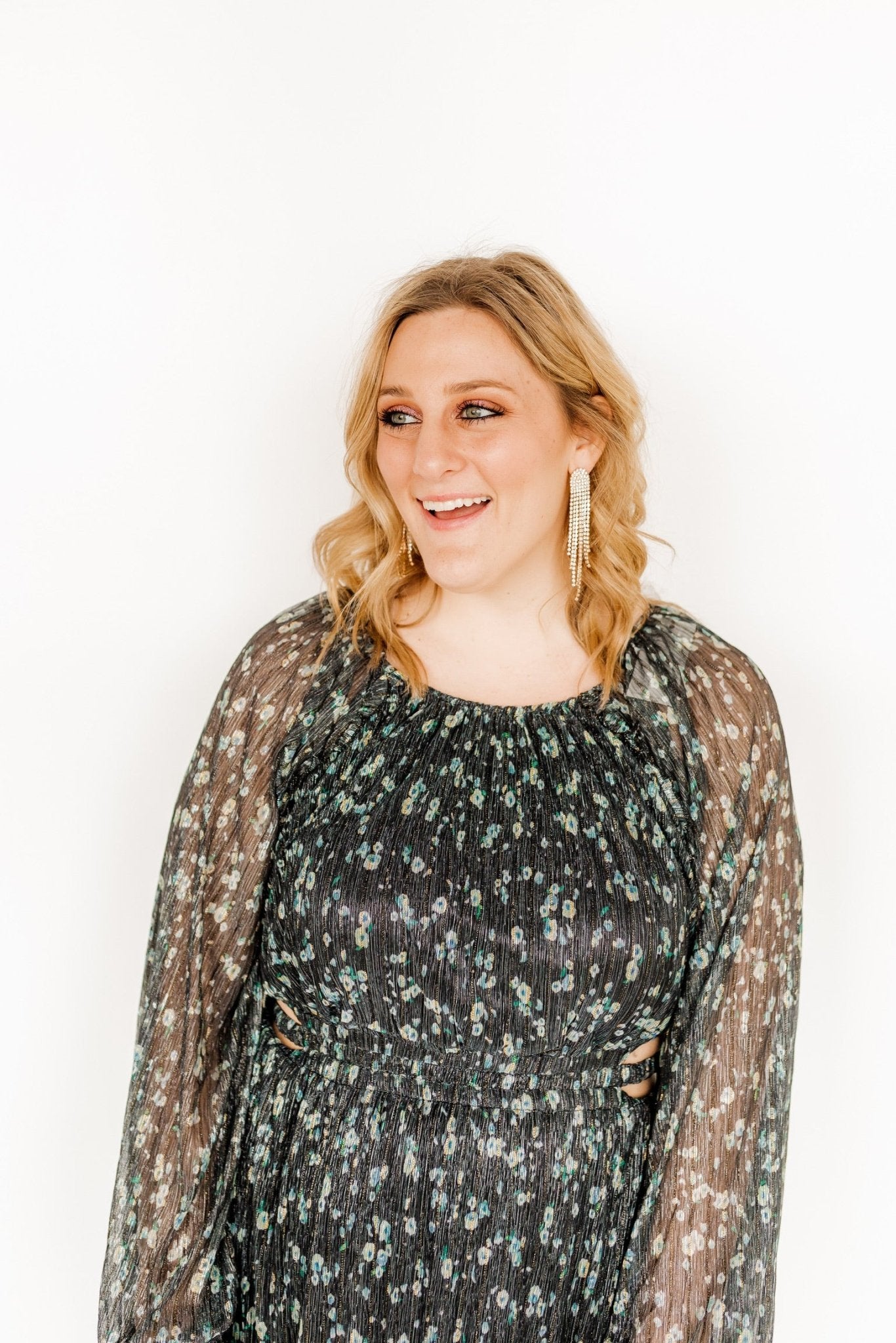 Carrie Statement Earrings - Gold - LINNY CO WholesaleMetals