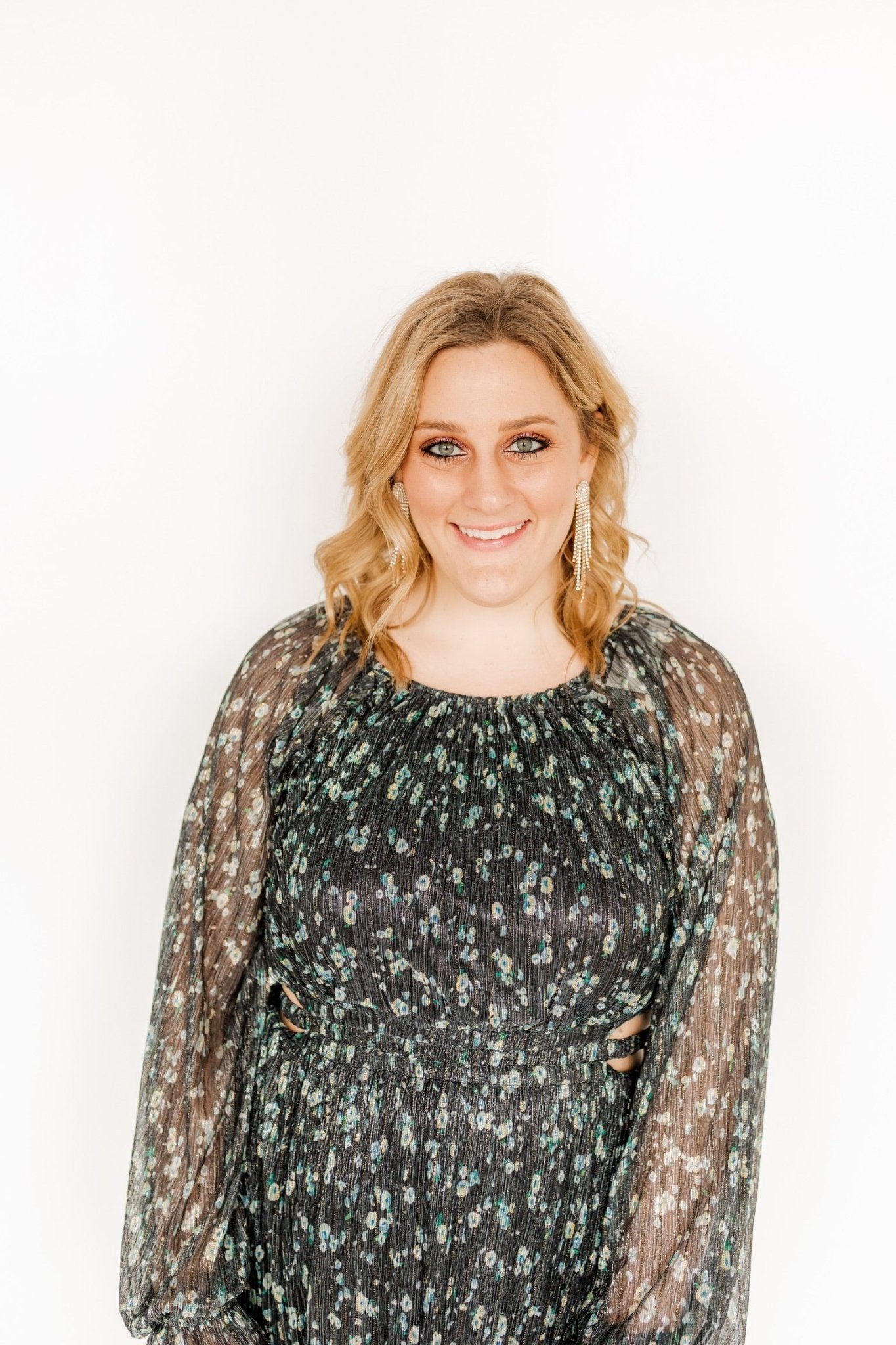 Carrie Statement Earrings - Gold - LINNY CO WholesaleMetals