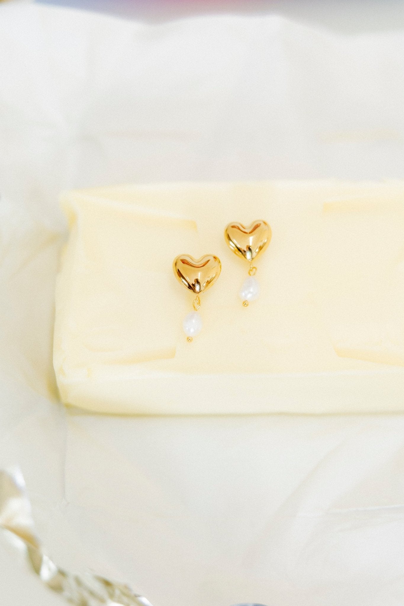 Dani Dangle Heart Earrings - LINNY CO WholesaleMetals