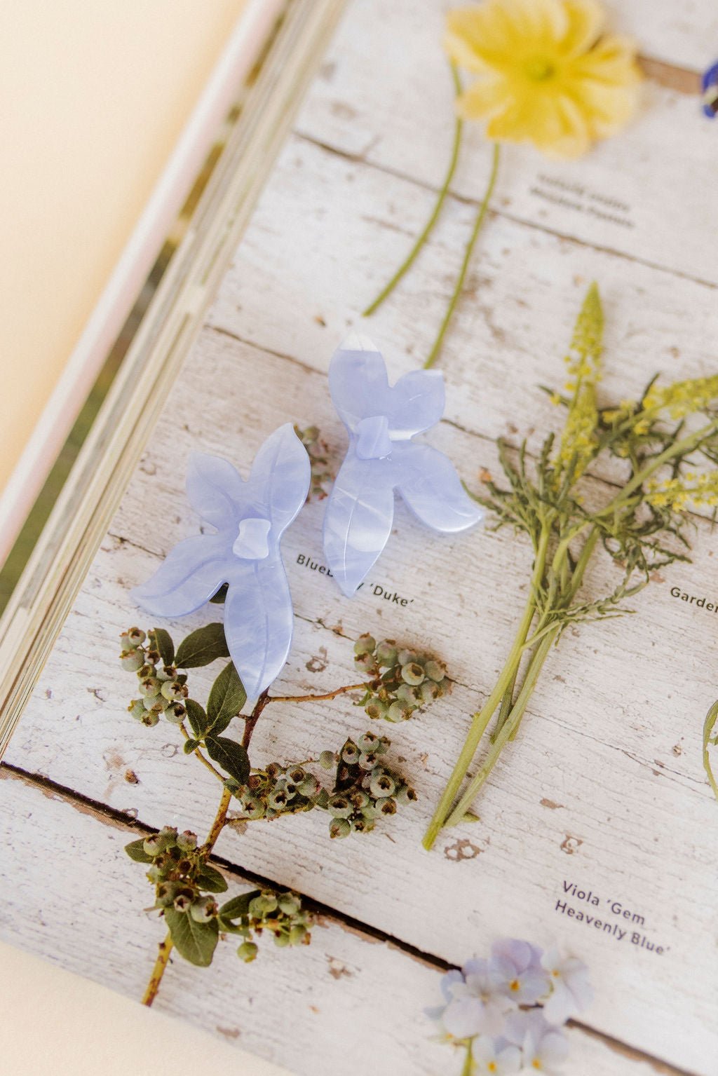 Fern Statement Earrings - Lavender Haze - LINNY CO WholesaleAcetate