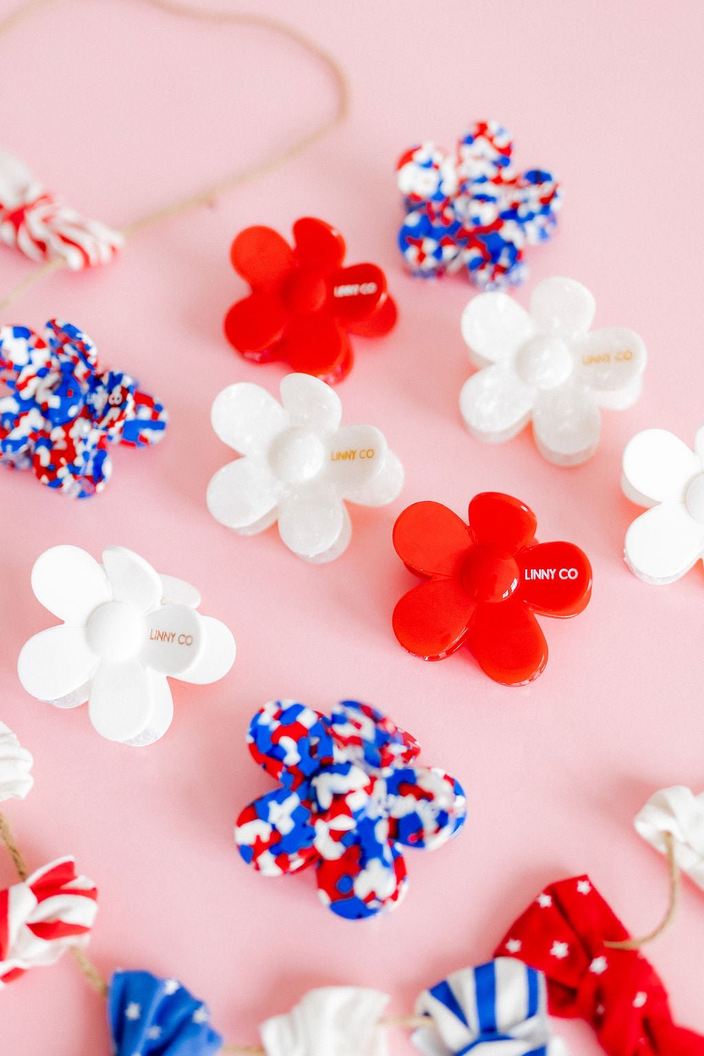 Hair Clip - Gigi - True Red - LINNY CO WholesaleHair Accessories