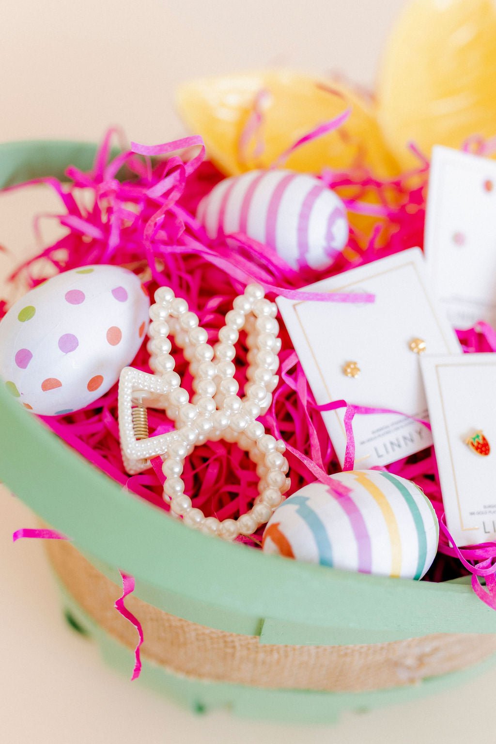 Hair Clip - Paris Pearl Bunny - LINNY CO WholesaleHair Accessories