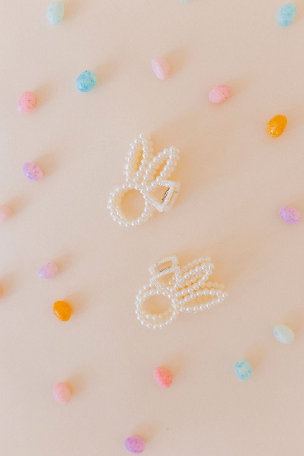 Hair Clip - Paris Pearl Bunny - LINNY CO WholesaleHair Accessories