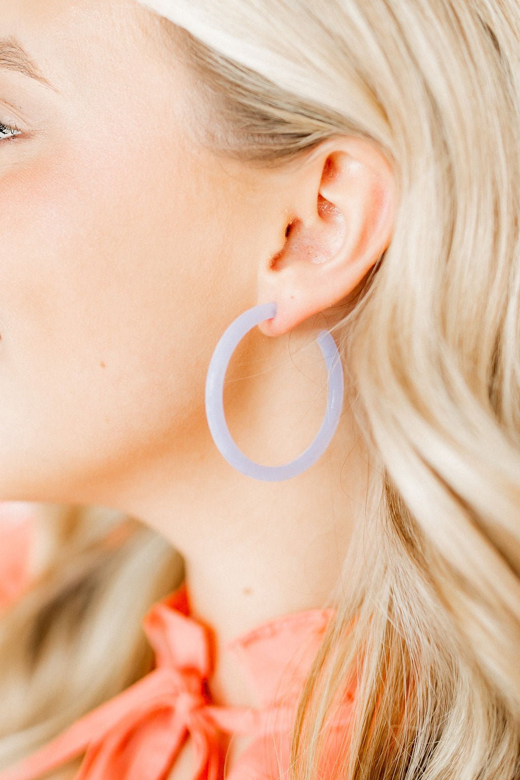 Holly Medium Hoop Earrings - Lavender Haze - LINNY CO WholesaleAcetate