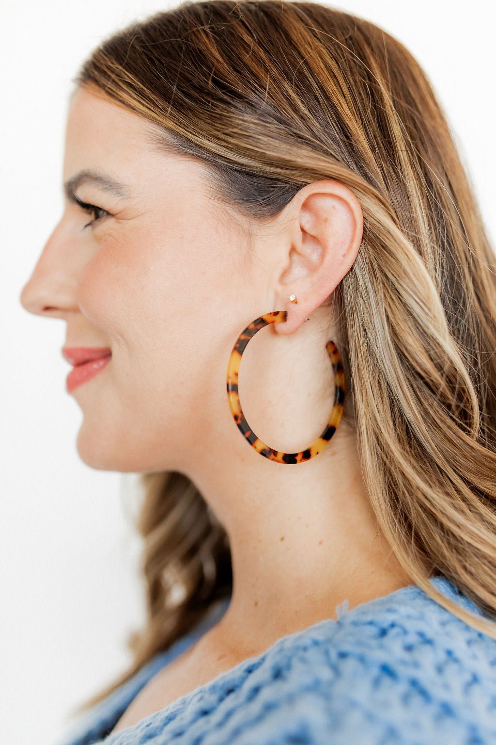 Holly Mega Hoop Earrings - Brown Tortoise - LINNY CO WholesaleAcetate