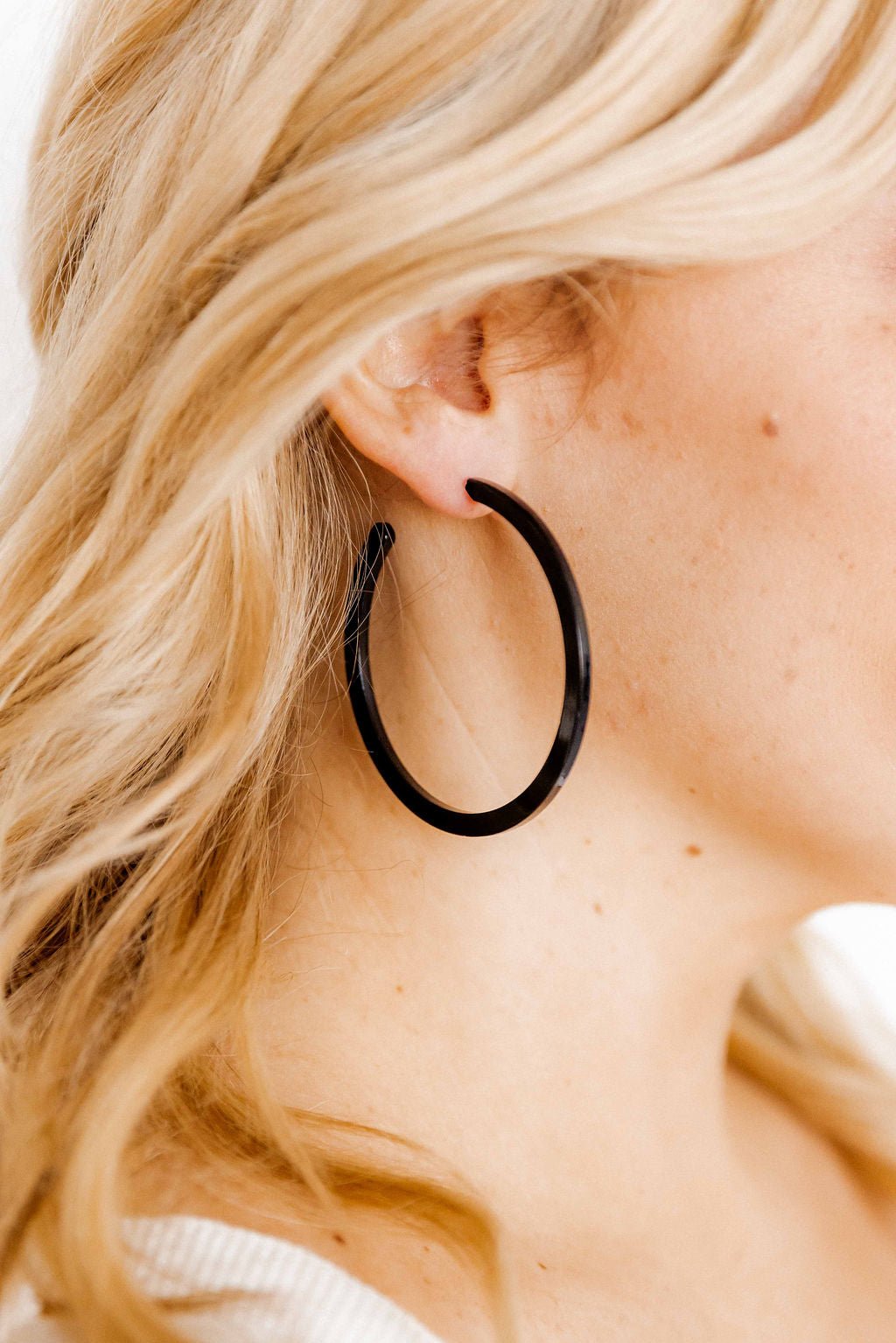 Holly Mega Hoop Earrings - True Black - LINNY CO WholesaleAcetate