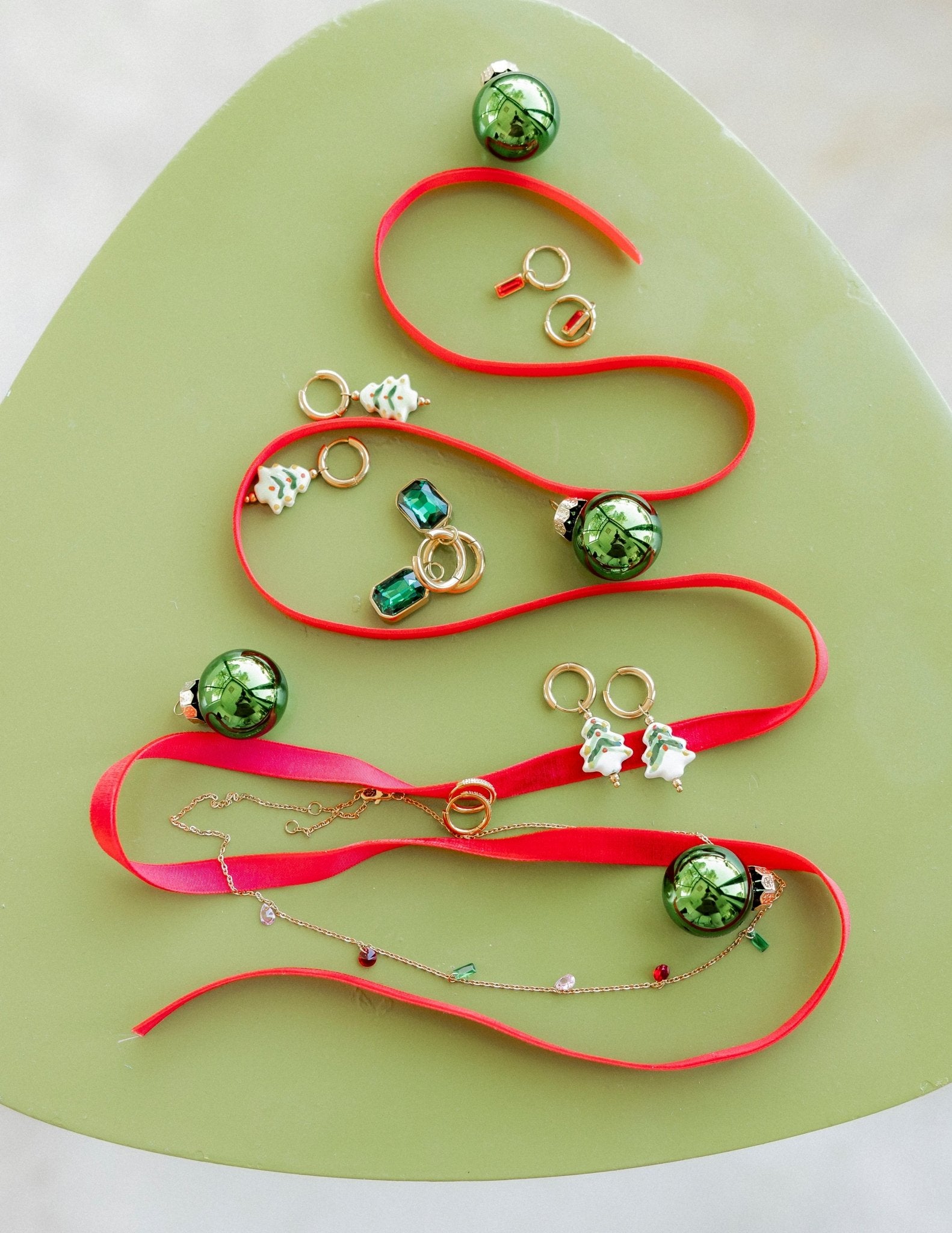 Huggie Charm Earrings - Diana Green - LINNY CO Wholesale