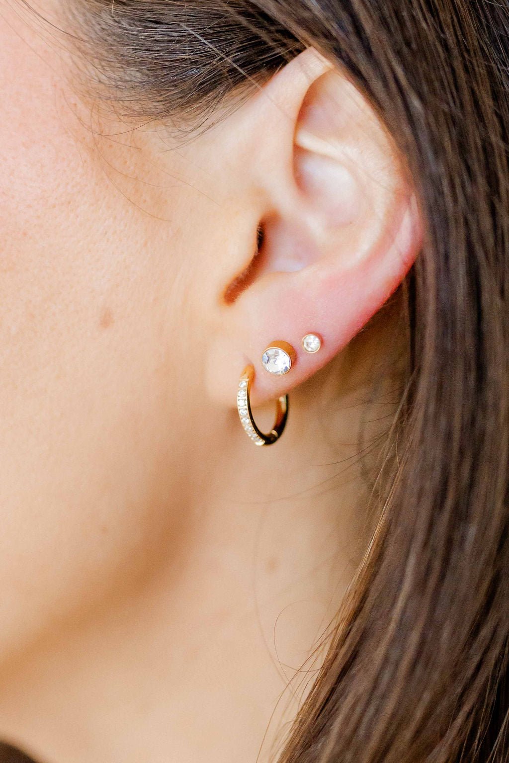 Huggie Earrings - Scarlett Hoop Gold 12mm CZ - LINNY CO WholesaleMetals