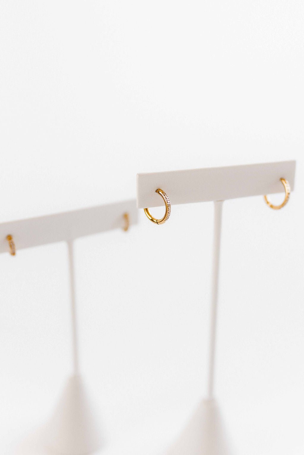 Huggie Earrings - Scarlett Hoop Gold 12mm CZ - LINNY CO WholesaleMetals
