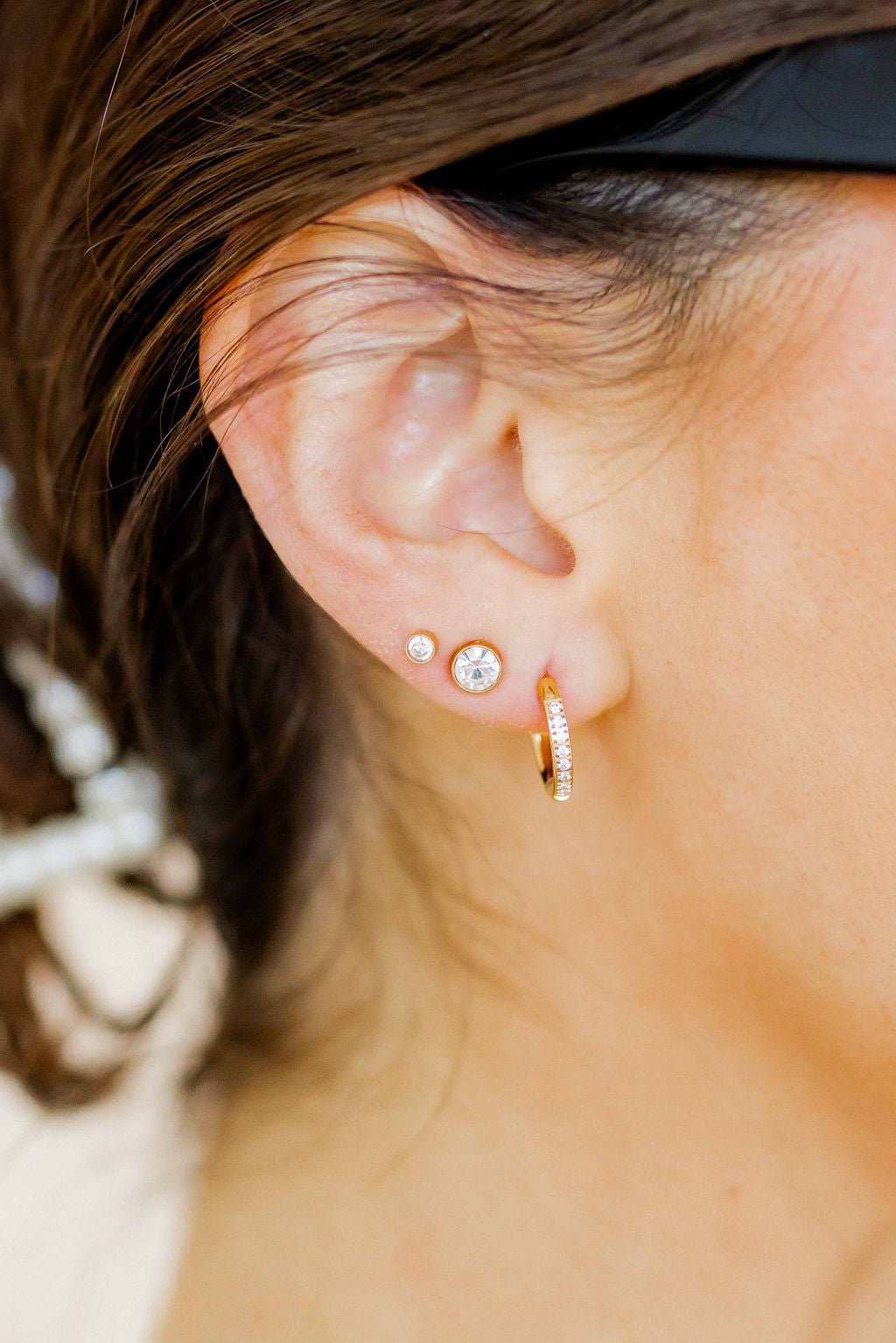 Huggie Earrings - Scarlett Hoop Gold 12mm CZ - LINNY CO WholesaleMetals