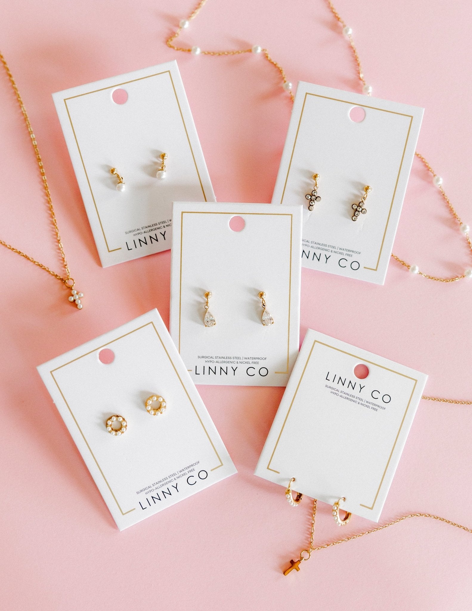 Huggie Earrings - Scarlett Hoop Gold 8mm Pearl - LINNY CO WholesaleStuds