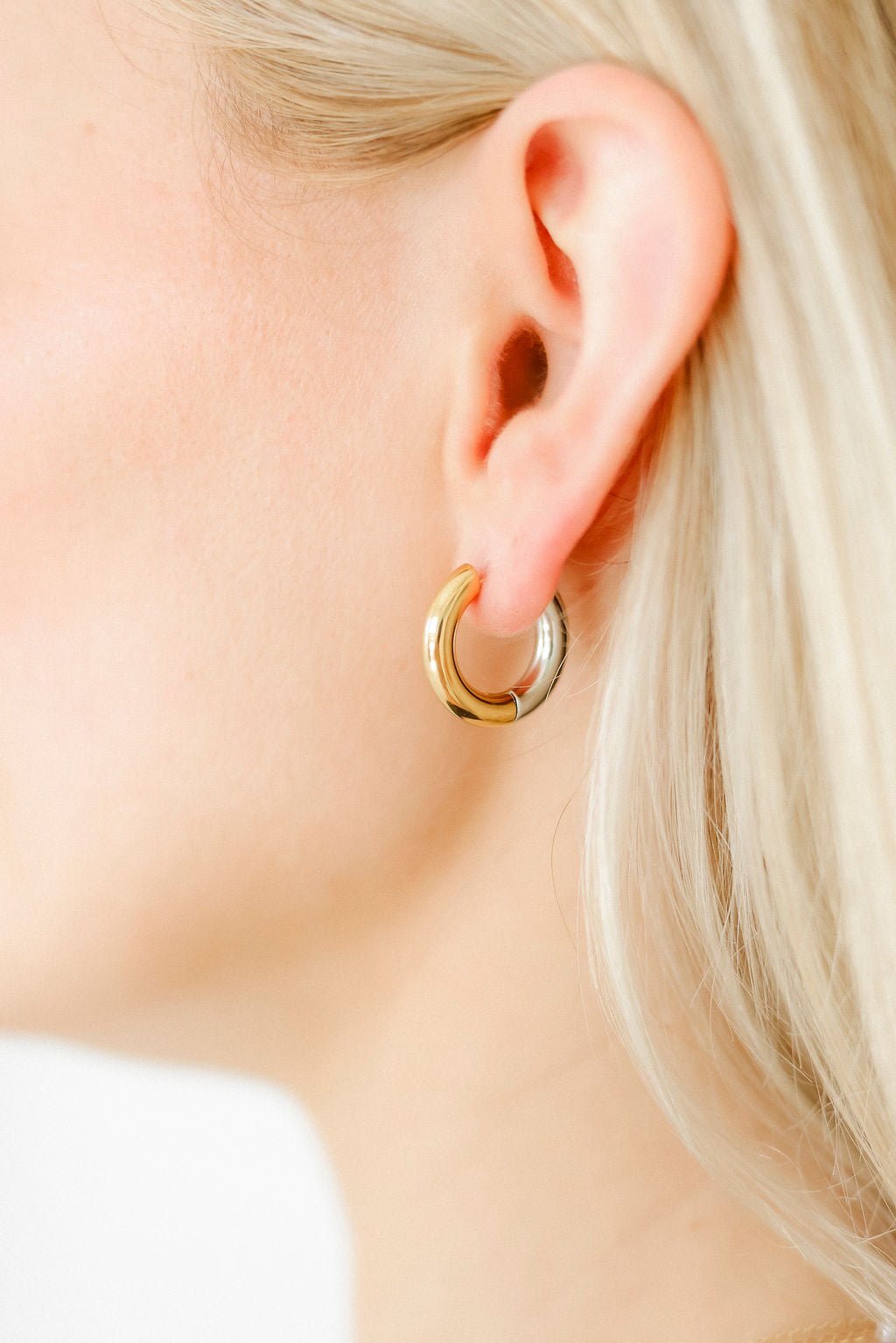 Huggie Earrings - Scarlett Hoop Two - Tone 12mm - LINNY CO WholesaleMetals