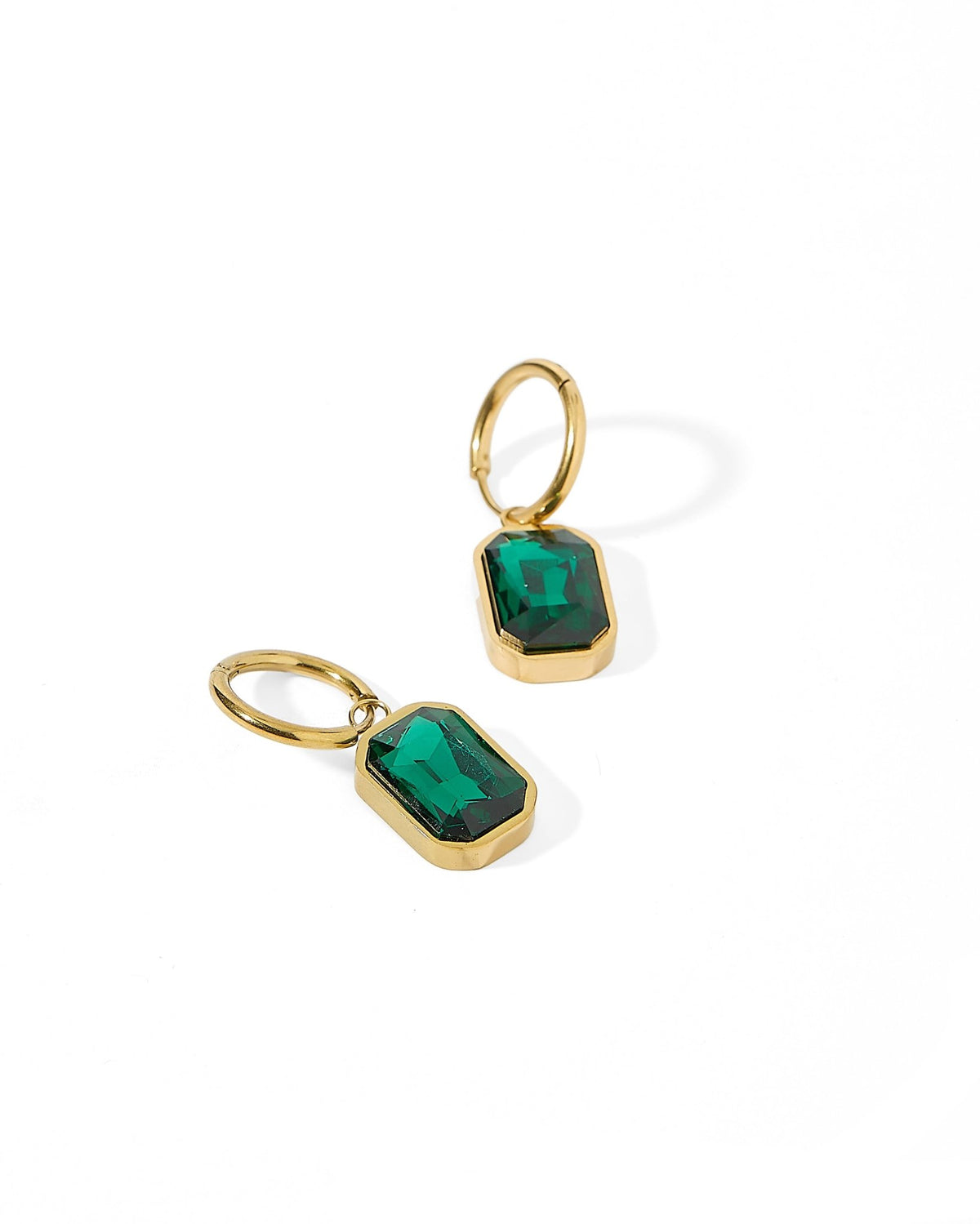 LINNY CO Diana Green huggie earrings for kids & little girls — hypoallergenic, waterproof stainless steel, detail.